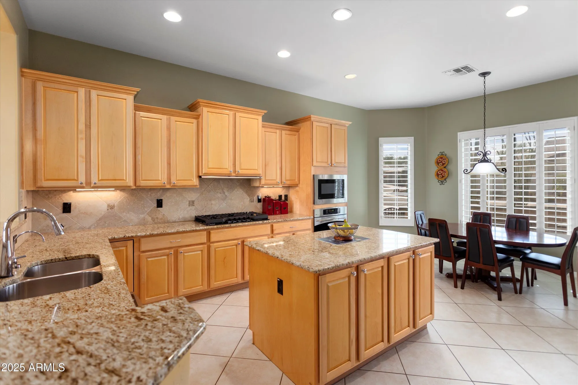 Property Slideshow image 16 of 55 | 27268 w wahalla ln, Buckeye, AZ, 85396