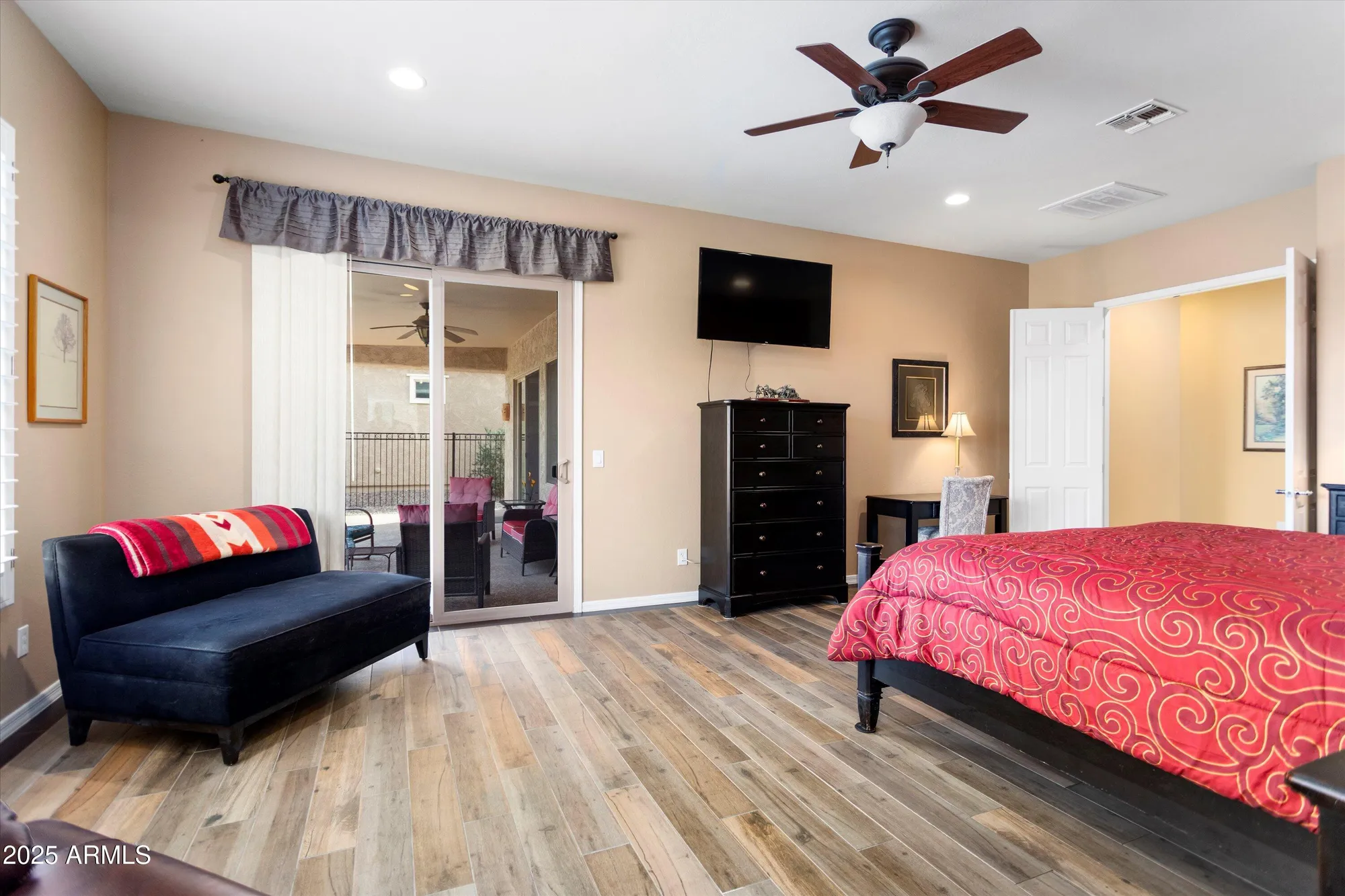 Property Slideshow image 22 of 55 | 27268 w wahalla ln, Buckeye, AZ, 85396