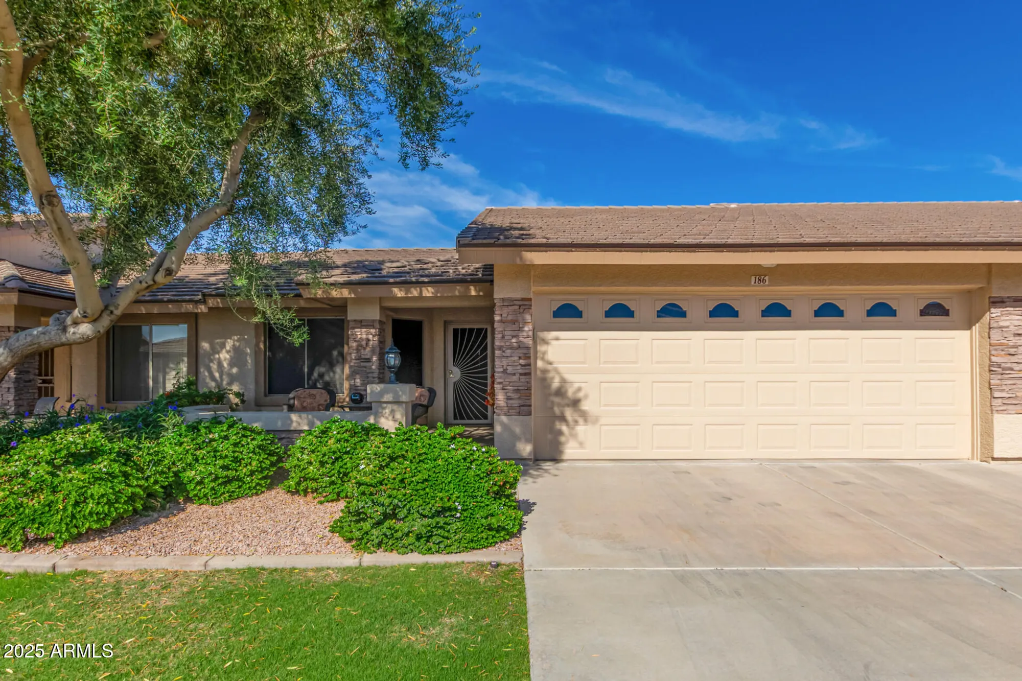 Property Slideshow image 6 of 41 | 11069 e kilarea ave 186, Mesa, AZ, 85209