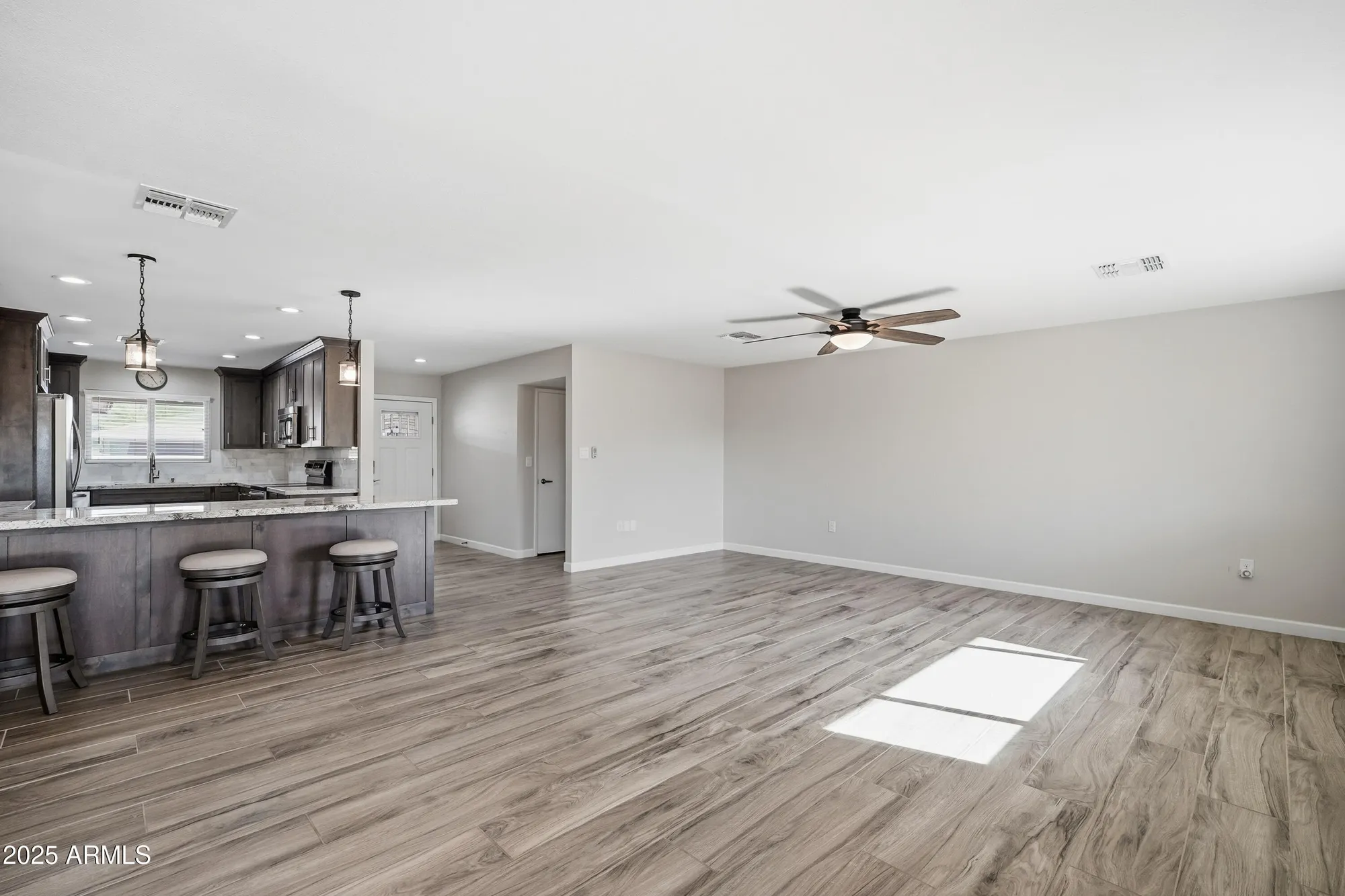 Property Slideshow image 12 of 41 | 10923 w meade dr, Sun City, AZ, 85351