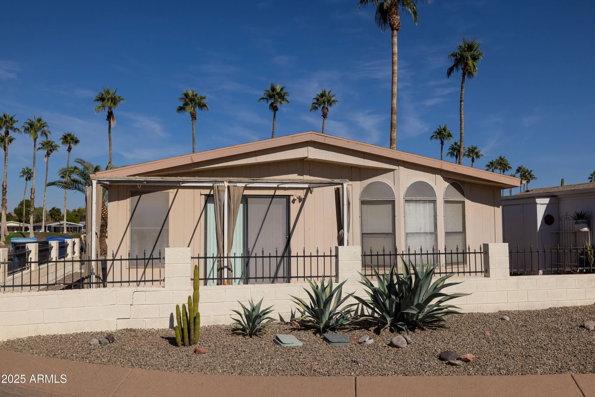 Property Slideshow image 18 of 19 | 1863 e torrey pines ln, Chandler, AZ, 85249