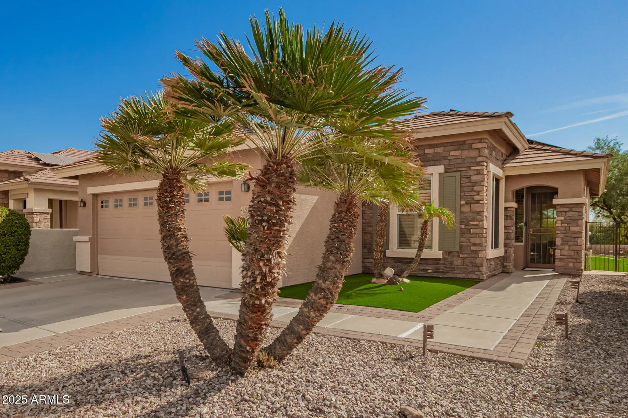 Property Slideshow image 6 of 39 | 22873 w lasso ln, Buckeye, AZ, 85326