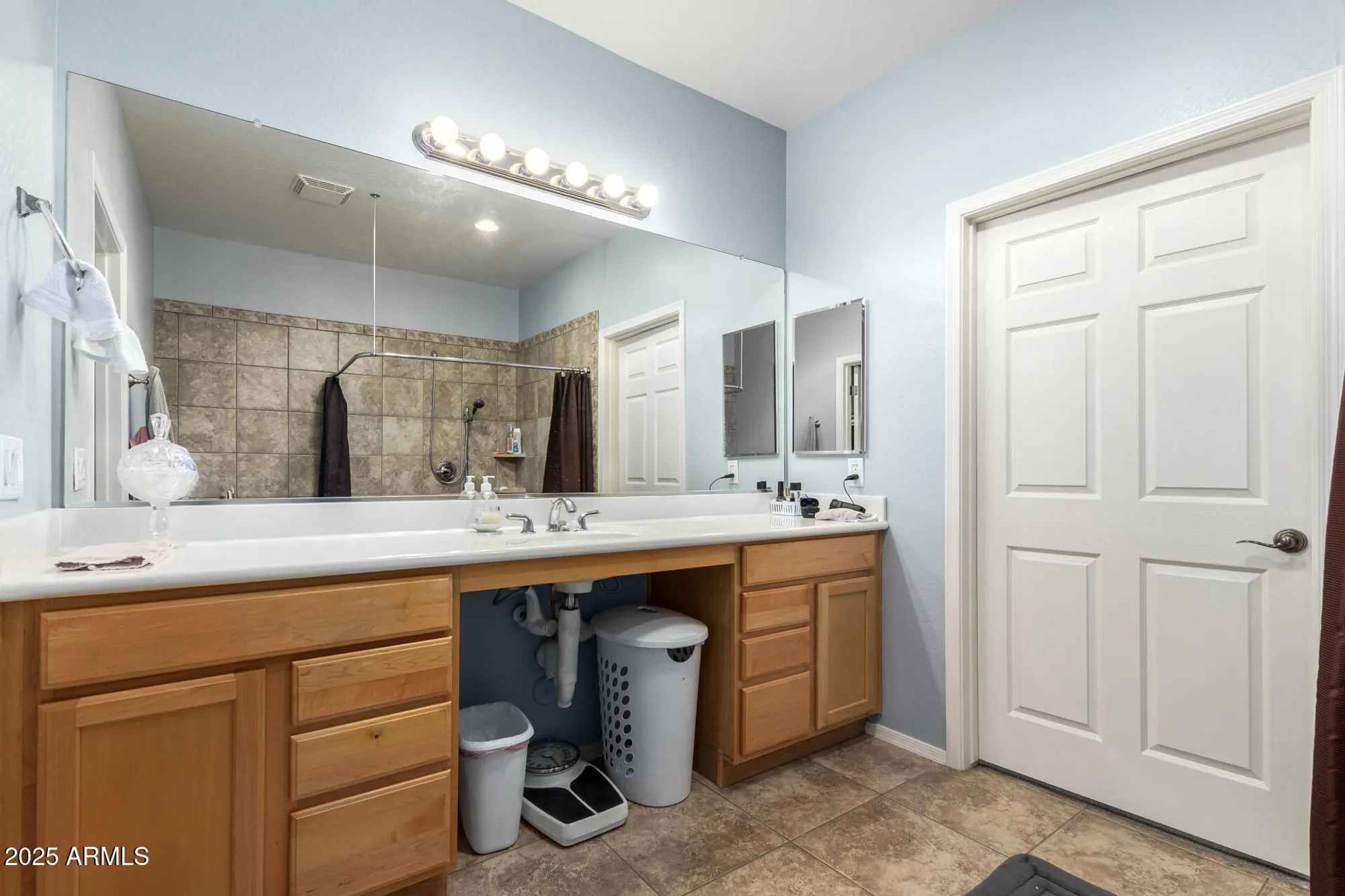 Property Slideshow image 22 of 39 | 22873 w lasso ln, Buckeye, AZ, 85326