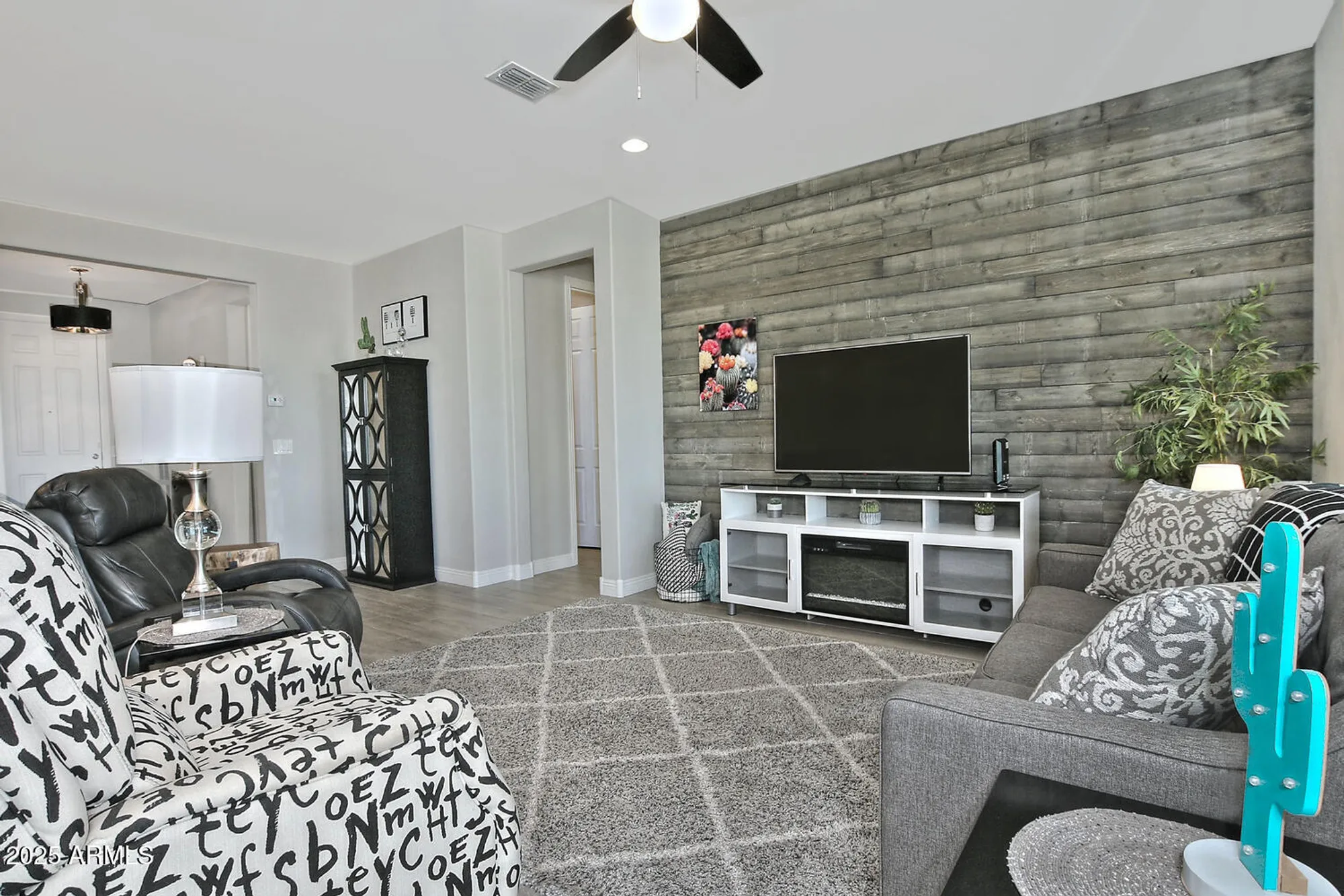 Property Slideshow image 9 of 92 | 4290 n presidio dr, Florence, AZ, 85132