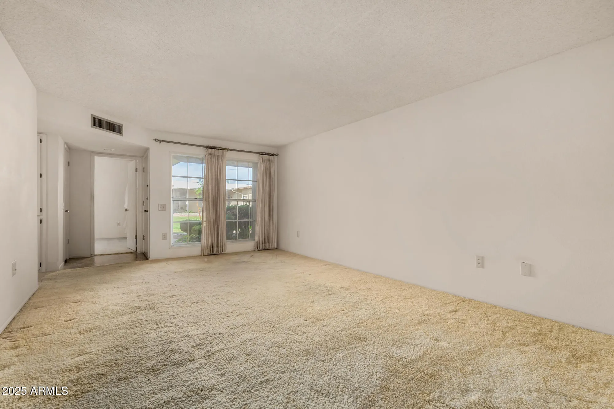 Property Slideshow image 6 of 28 | 17603 n 99th dr, Sun City, AZ, 85373