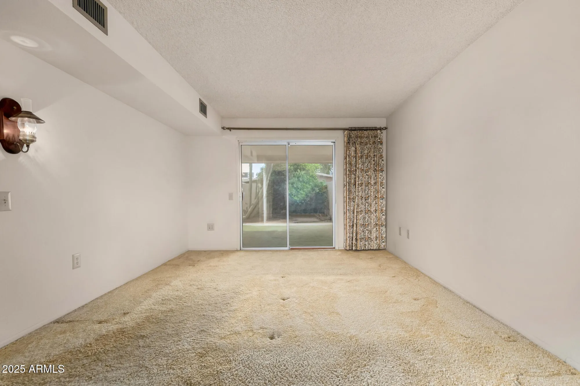 Property Slideshow image 16 of 28 | 17603 n 99th dr, Sun City, AZ, 85373