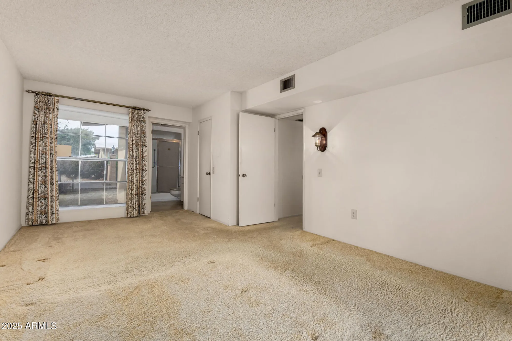 Property Slideshow image 17 of 28 | 17603 n 99th dr, Sun City, AZ, 85373