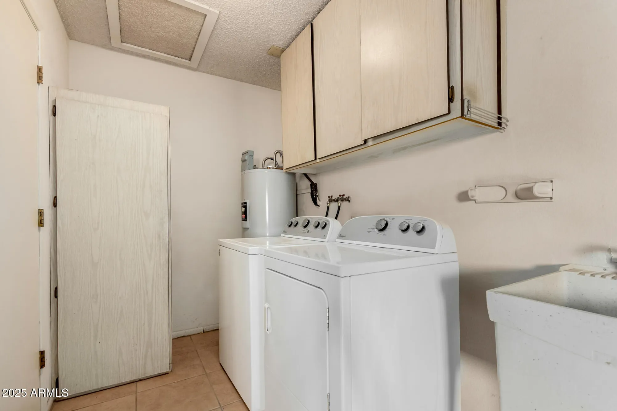 Property Slideshow image 23 of 28 | 17603 n 99th dr, Sun City, AZ, 85373