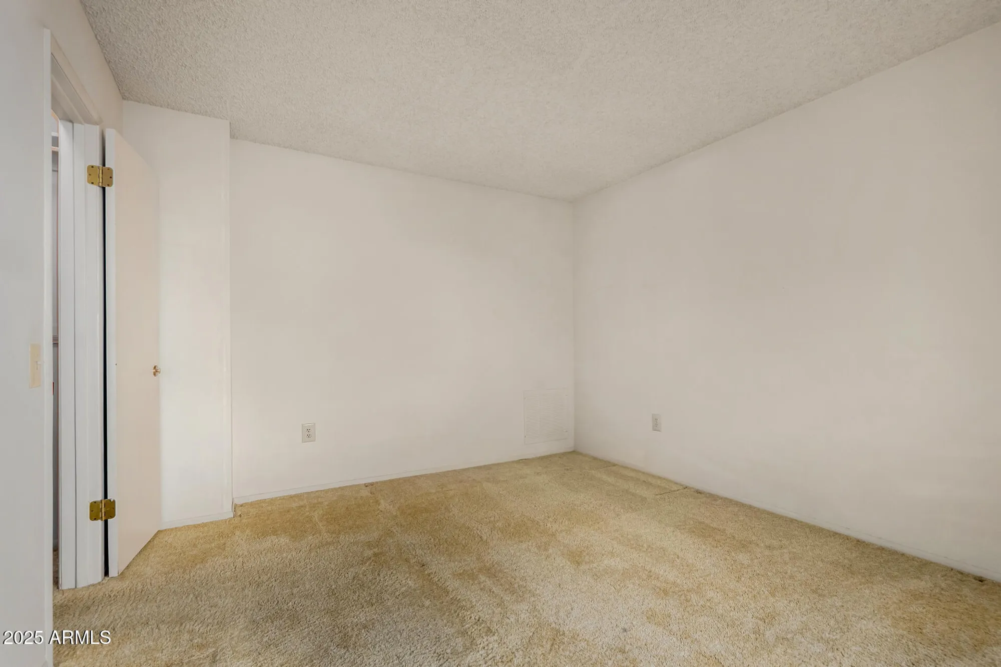 Property Slideshow image 19 of 28 | 17603 n 99th dr, Sun City, AZ, 85373