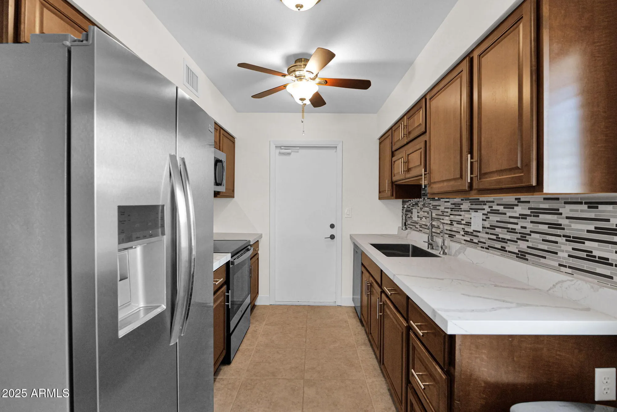 Property Slideshow image 10 of 27 | 18222 n stonebrook dr, Sun City West, AZ, 85375