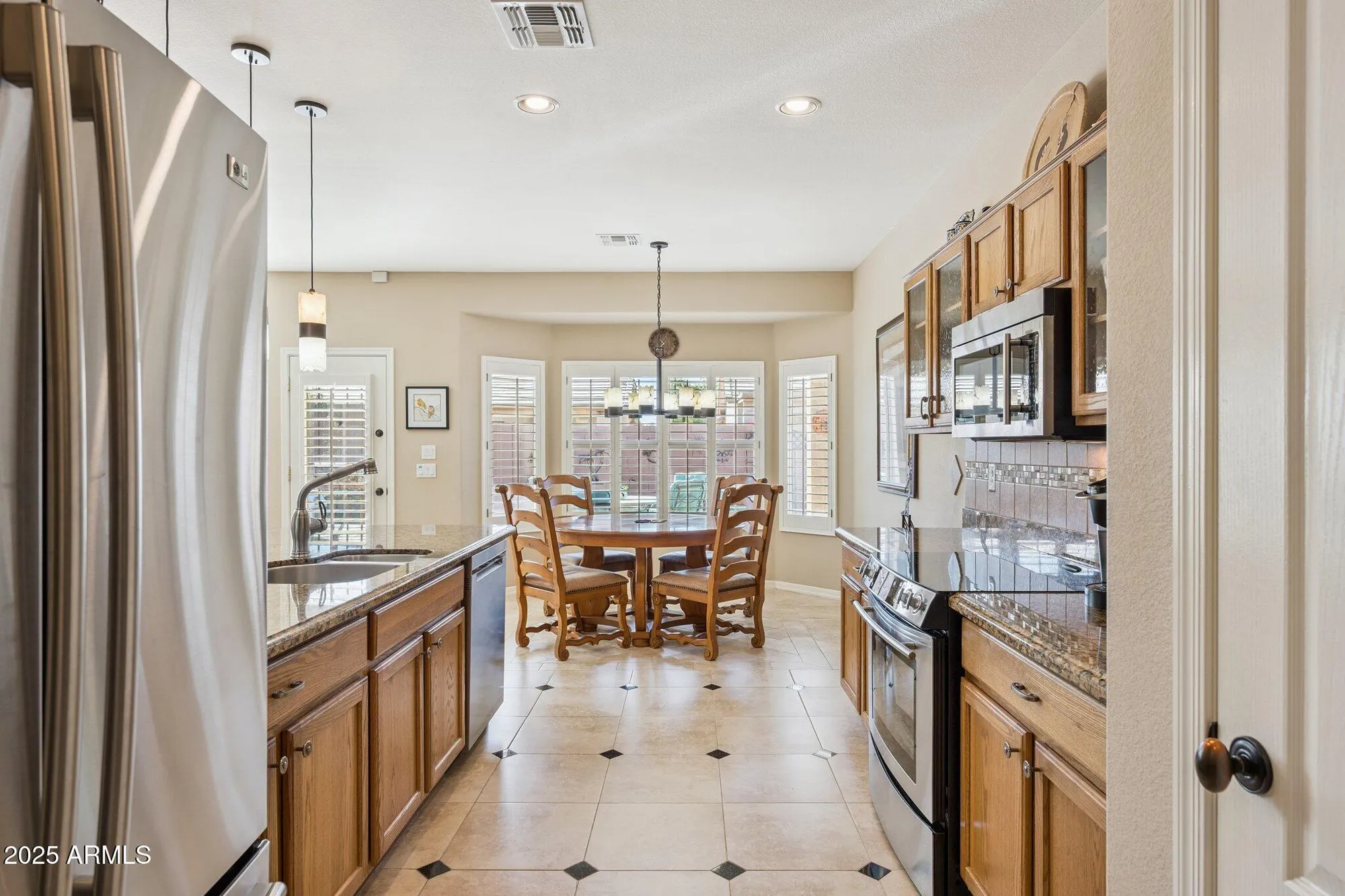 Property Slideshow image 17 of 31 | 3443 e peach tree dr, Chandler, AZ, 85249