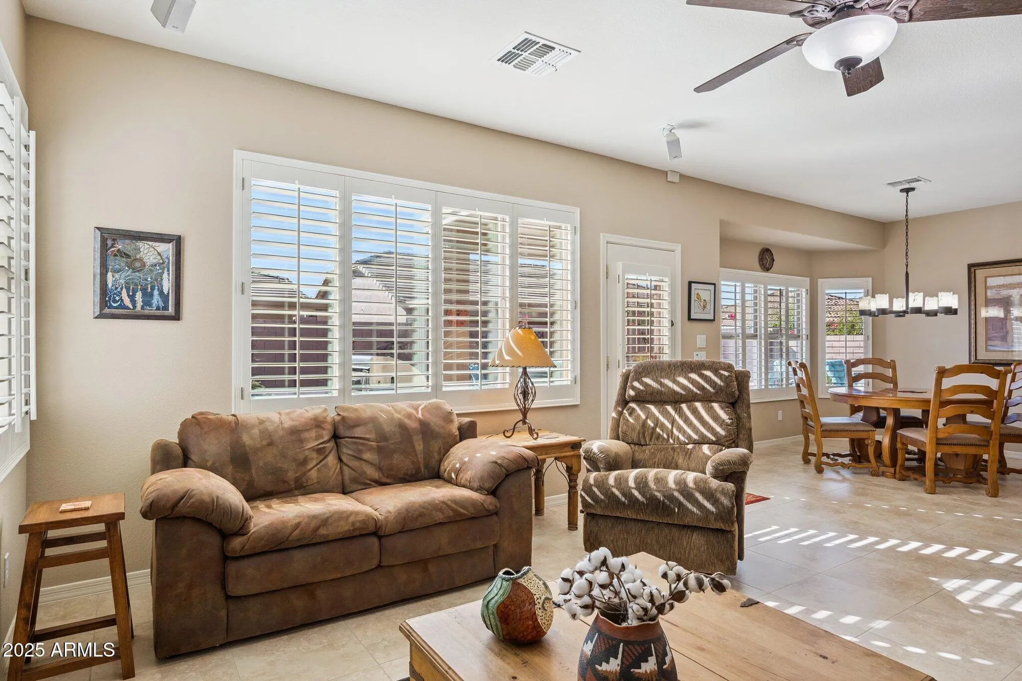 Property Slideshow image 10 of 31 | 3443 e peach tree dr, Chandler, AZ, 85249