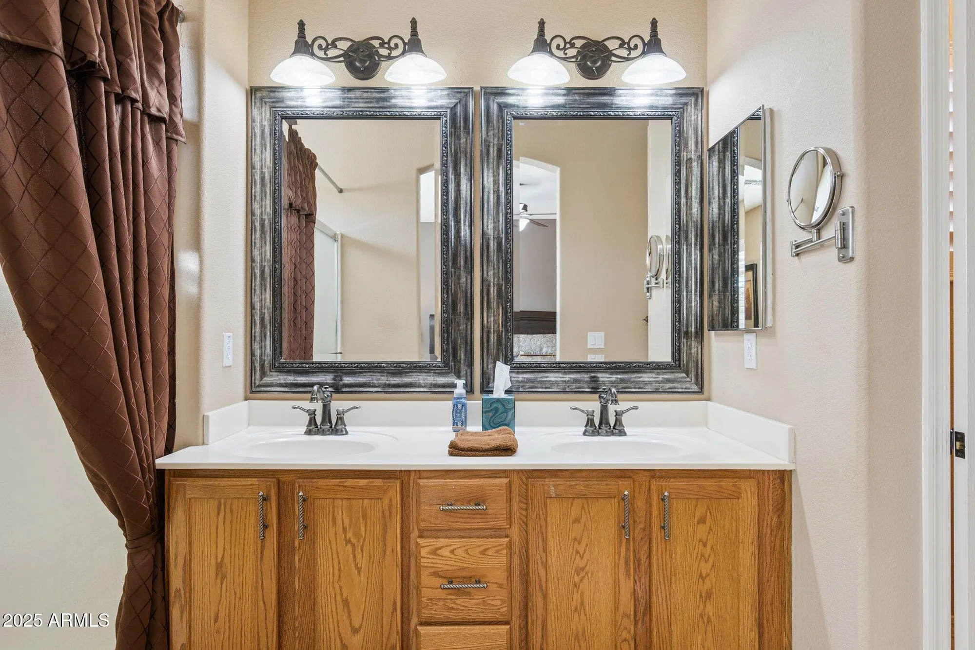 Property Slideshow image 21 of 31 | 3443 e peach tree dr, Chandler, AZ, 85249