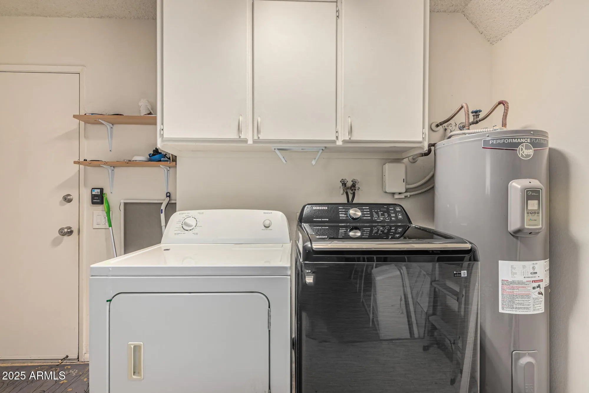 Property Slideshow image 17 of 23 | 10019 w thunderbird blvd, Sun City, AZ, 85351