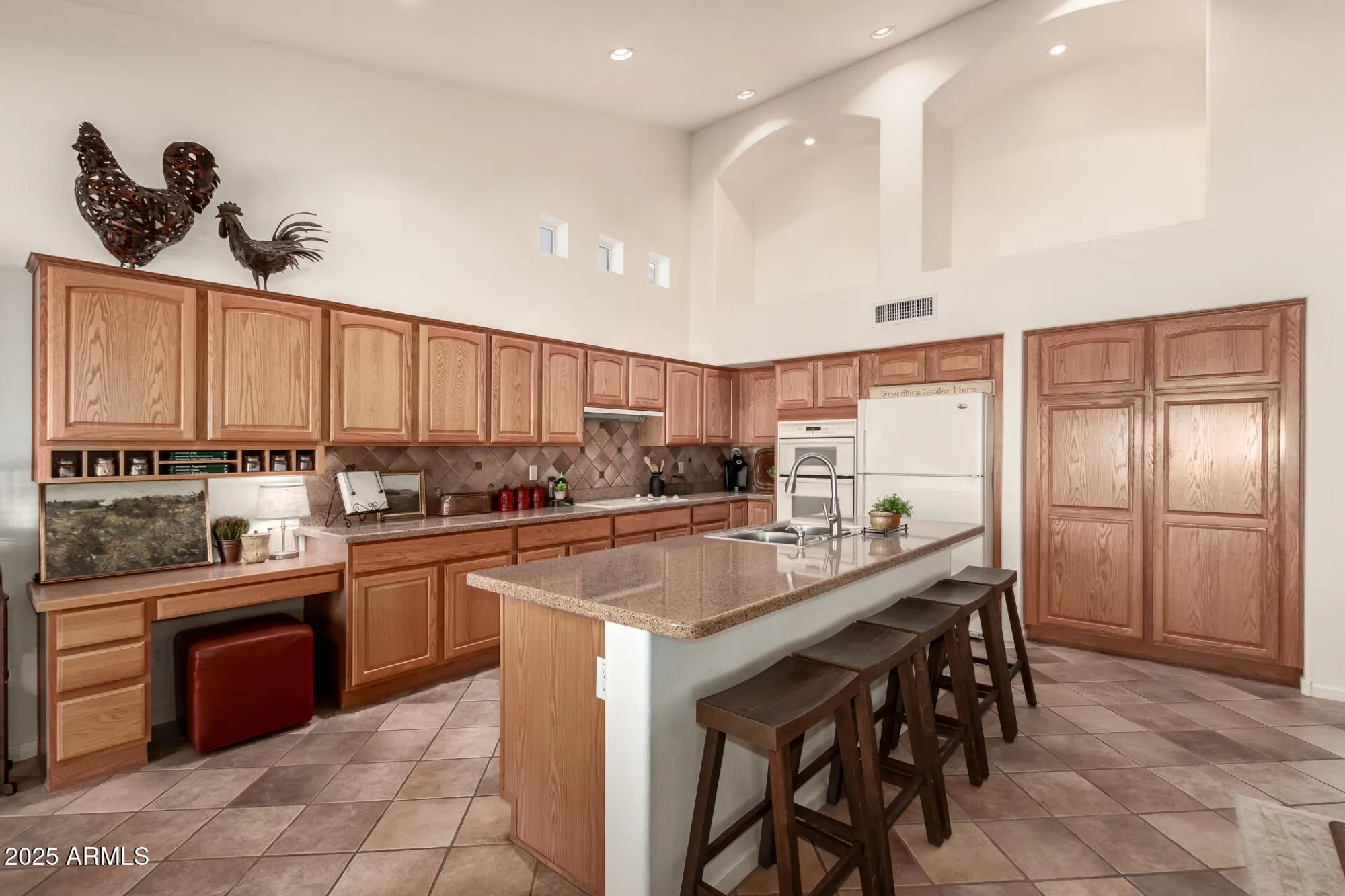 Property Slideshow image 12 of 51 | 9312 e arrowvale dr, Sun Lakes, AZ, 85248