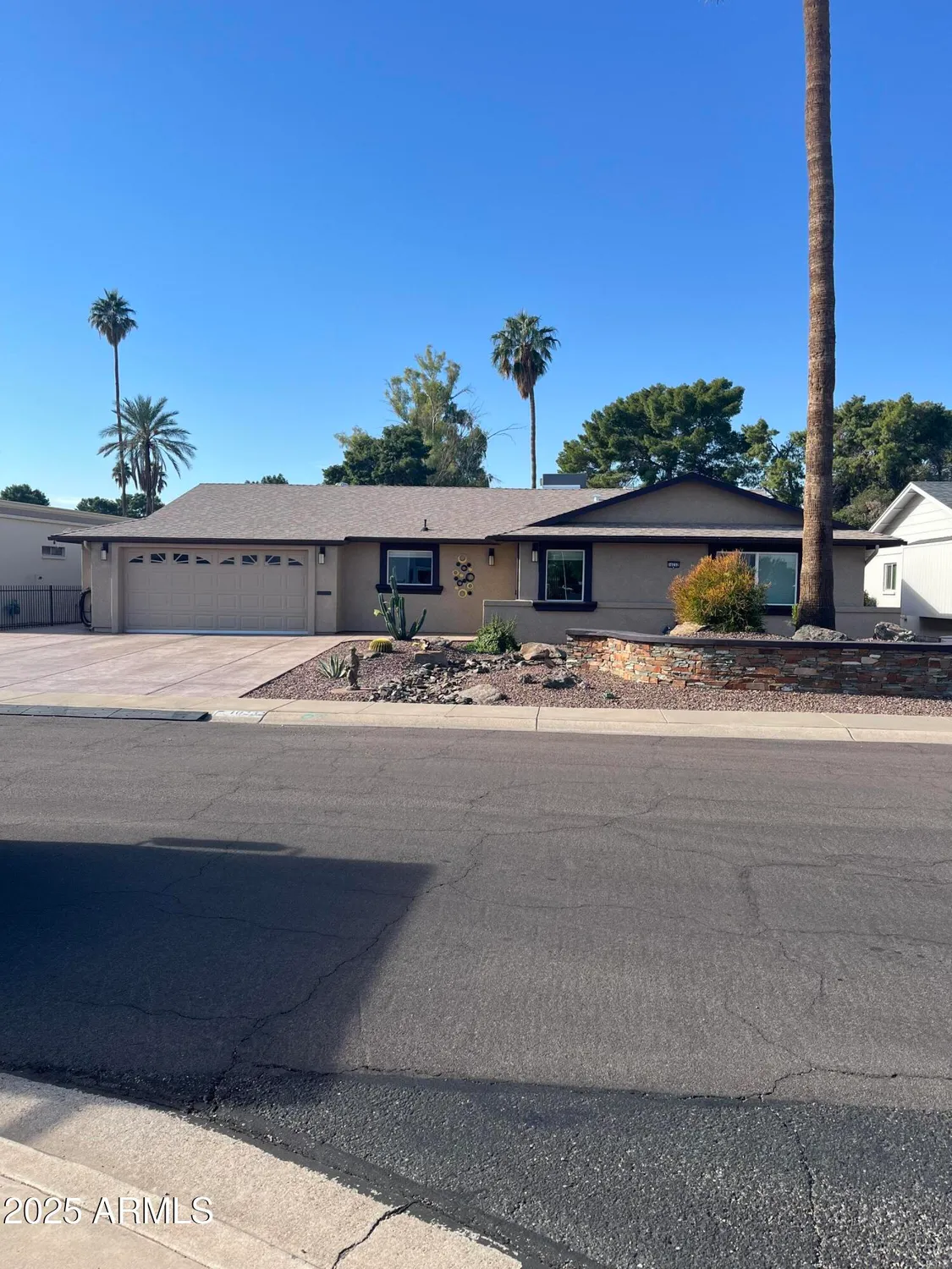 Property Slideshow image 4 of 4 | 10232 n 109th ave, Sun City, AZ, 85351