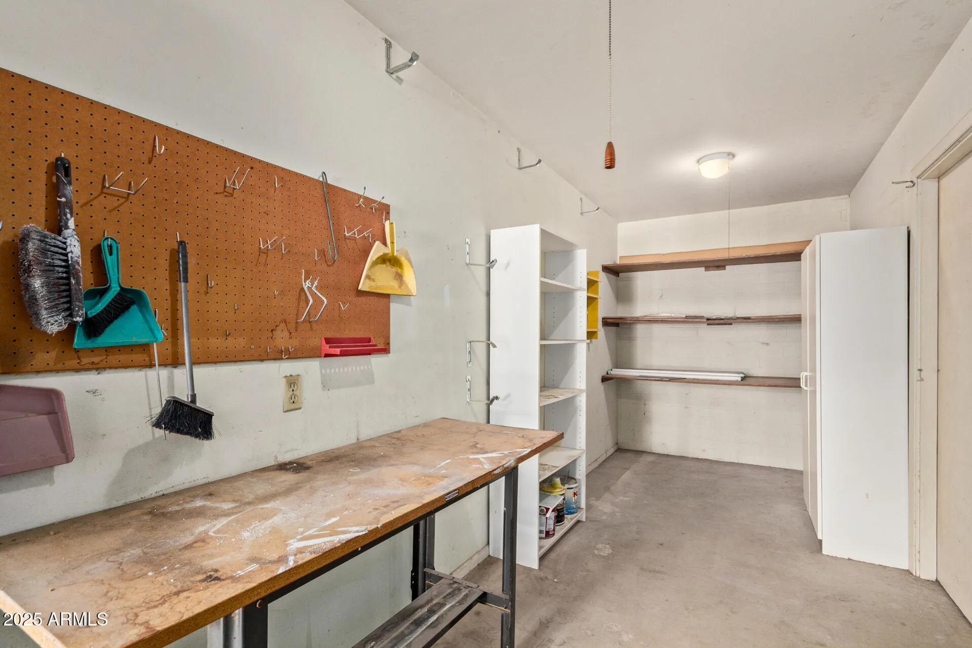 Property Slideshow image 28 of 35 | 9815 n 103rd ave, Sun City, AZ, 85351