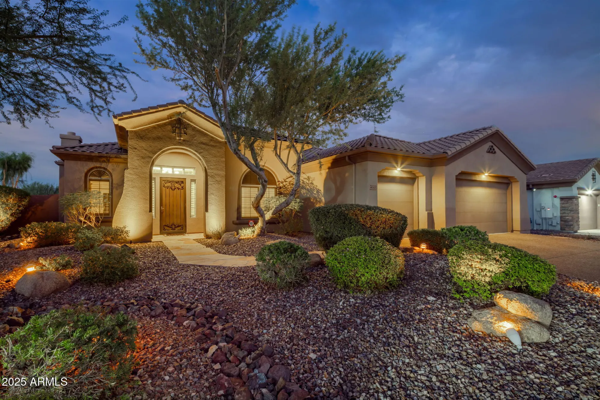 Property Slideshow image 2 of 39 | 40619 n candlewyck ln, Phoenix, AZ, 85086
