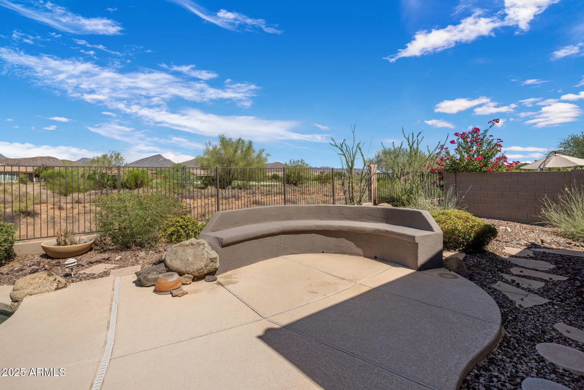 Property Slideshow image 31 of 39 | 40619 n candlewyck ln, Phoenix, AZ, 85086