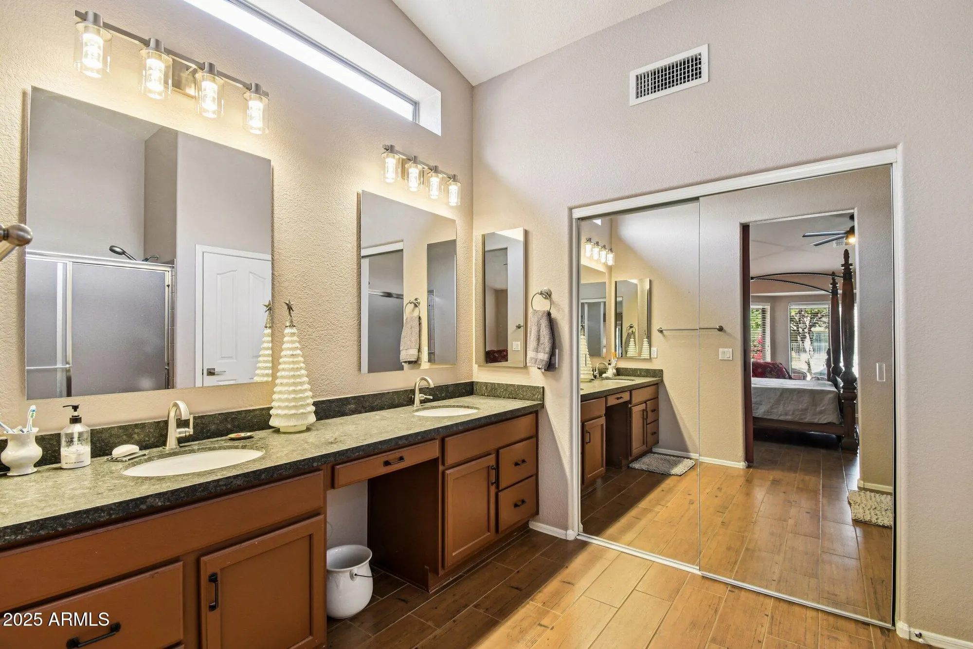 Property Slideshow image 18 of 52 | 15734 w edgemont ave, Goodyear, AZ, 85395