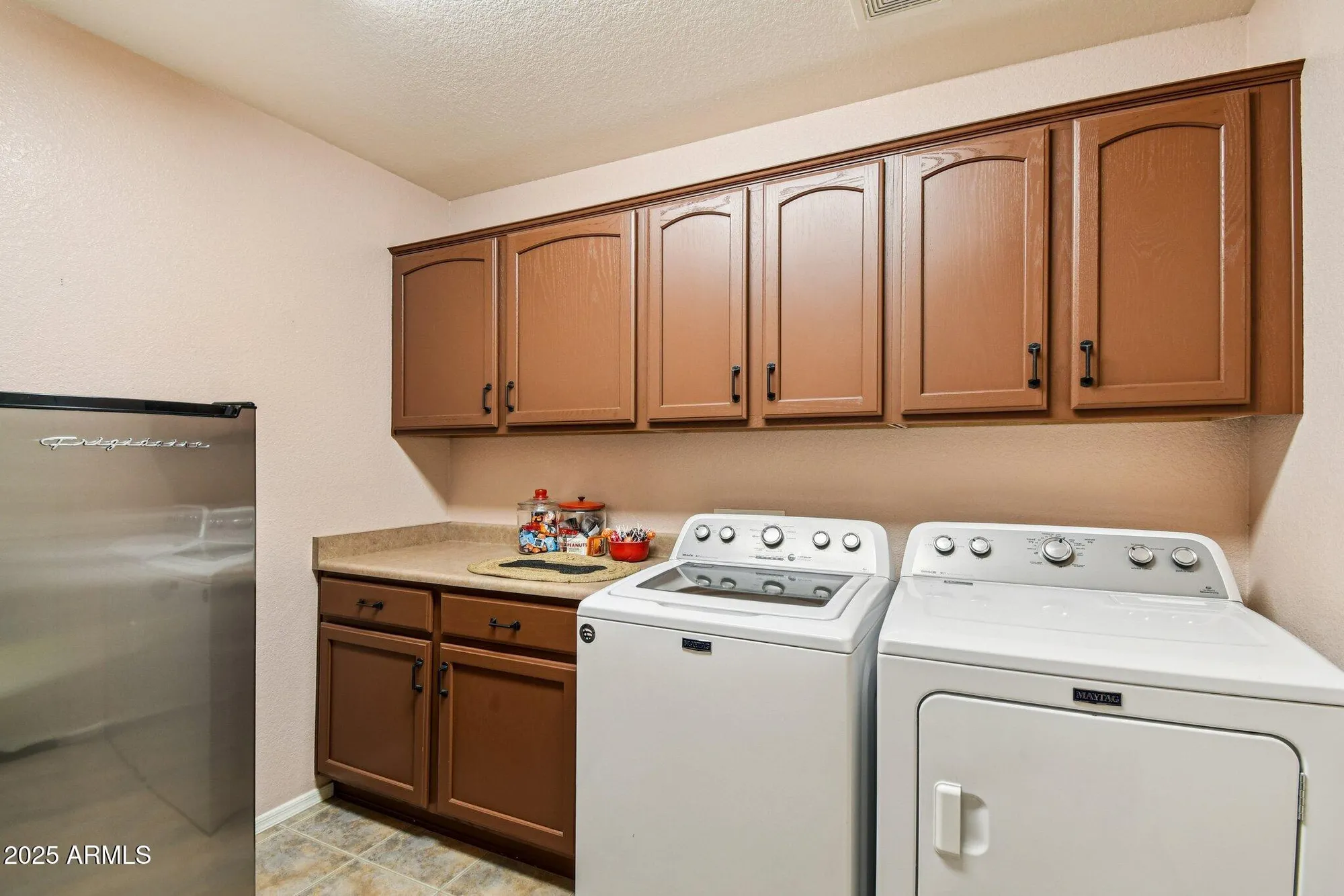 Property Slideshow image 24 of 52 | 15734 w edgemont ave, Goodyear, AZ, 85395