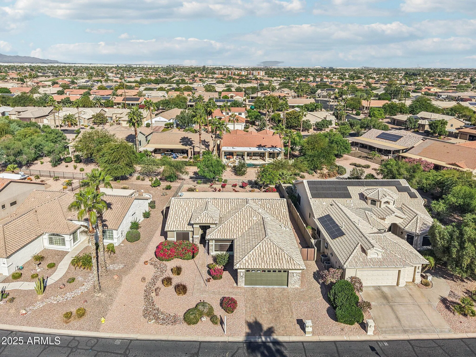 Property Slideshow image 30 of 52 | 15734 w edgemont ave, Goodyear, AZ, 85395