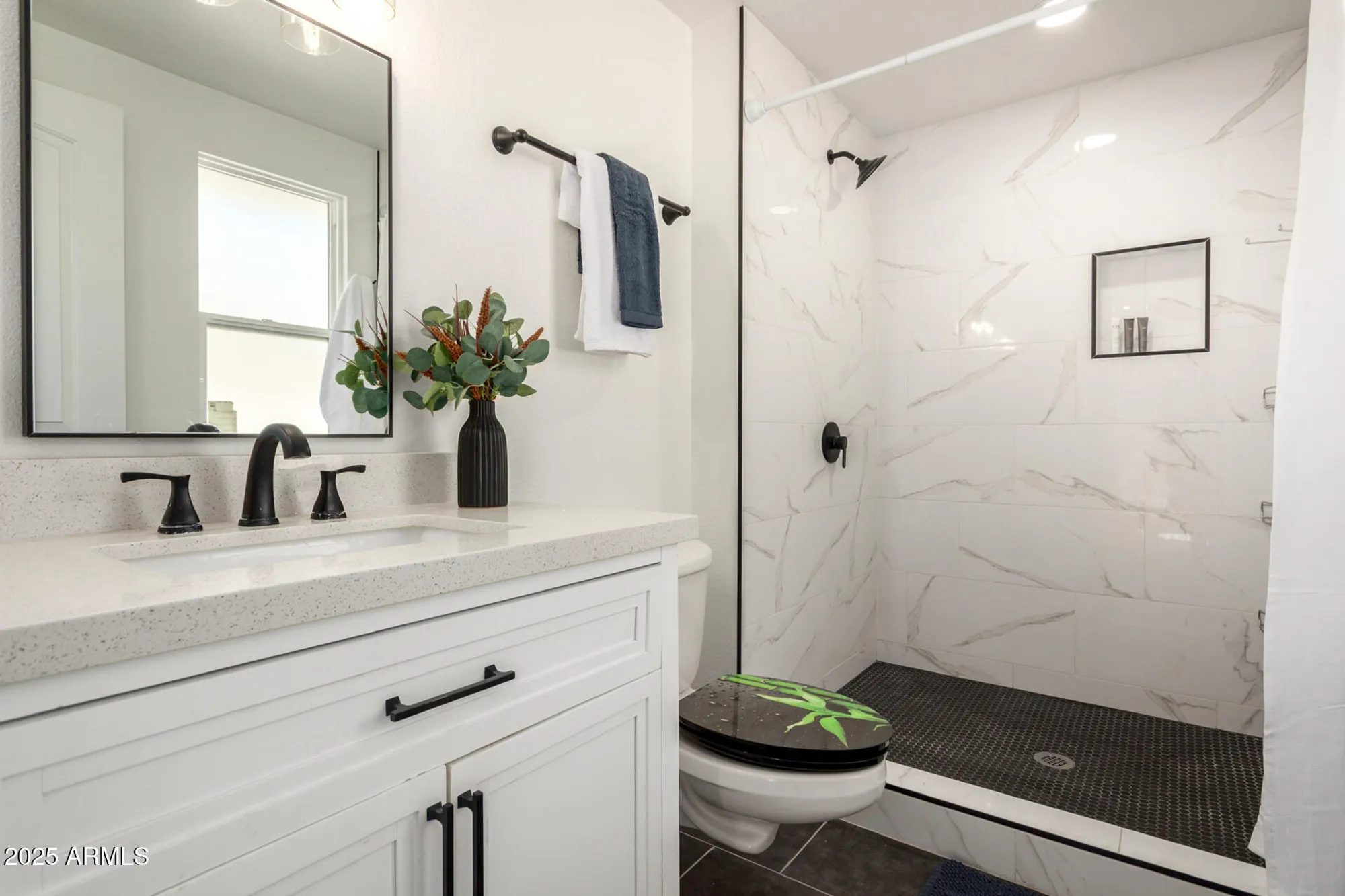 Property Slideshow image 14 of 45 | 12635 n sun valley dr, Sun City, AZ, 85351