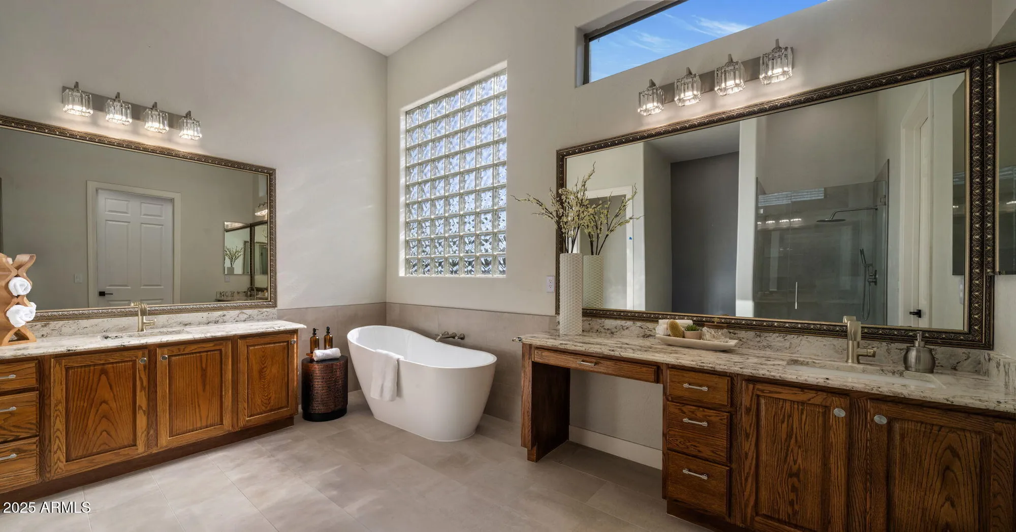 Property Slideshow image 18 of 39 | 40619 n candlewyck ln, Phoenix, AZ, 85086