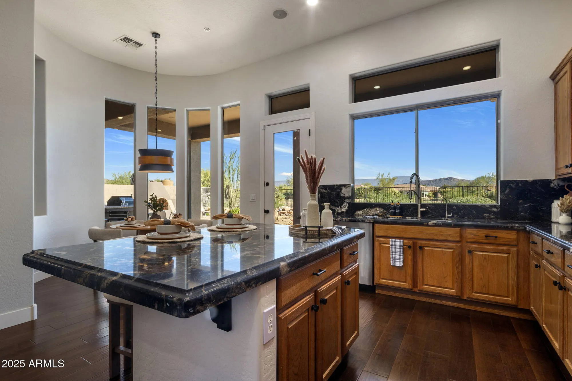 Property Slideshow image 11 of 39 | 40619 n candlewyck ln, Phoenix, AZ, 85086