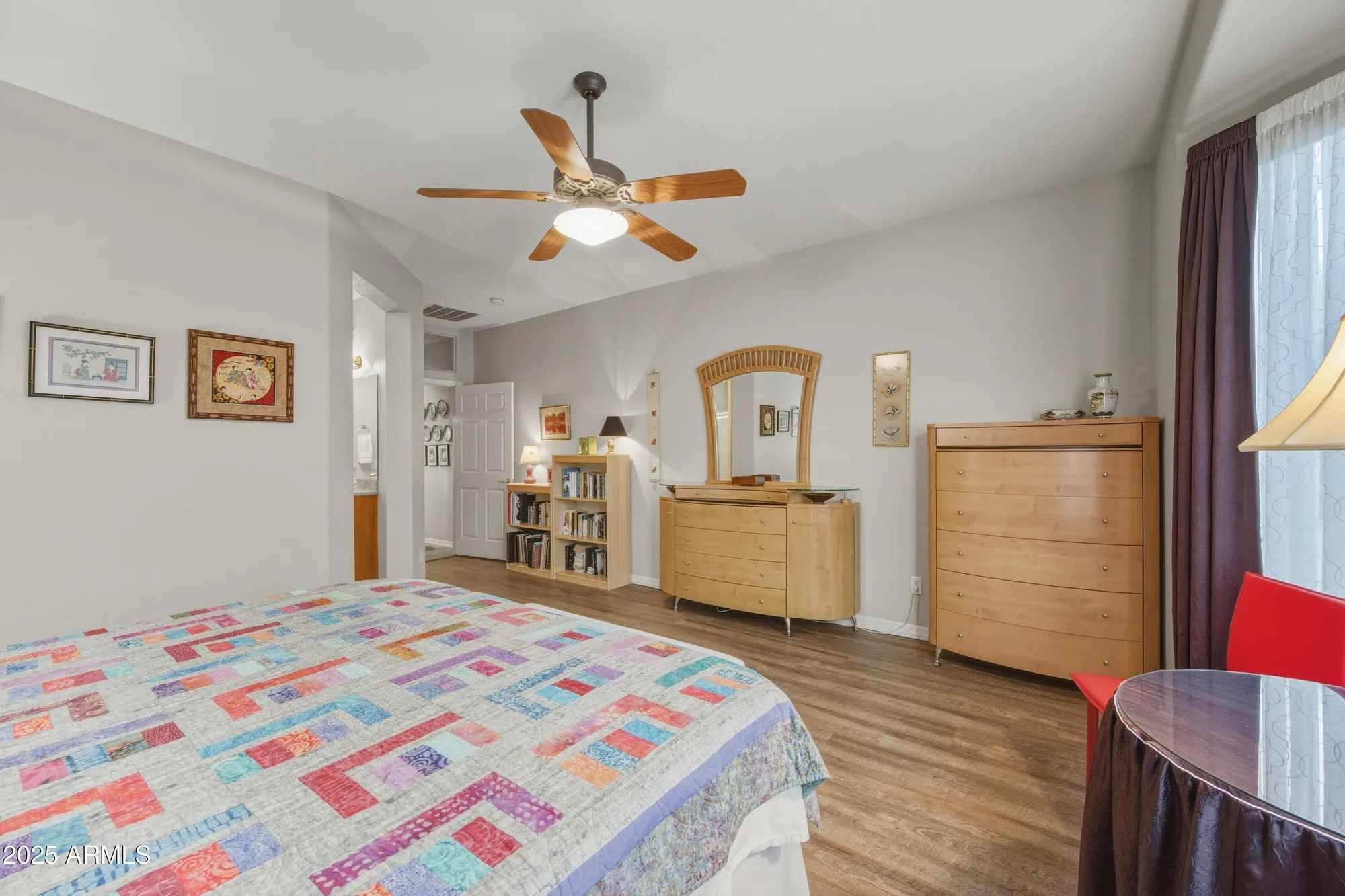 Property Slideshow image 16 of 28 | 4701 e nightingale ln, Gilbert, AZ, 85298