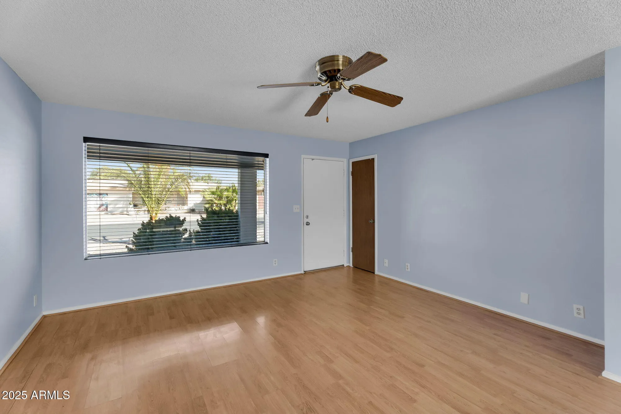 Property Slideshow image 6 of 37 | 4447 e carmel ave, Mesa, AZ, 85206