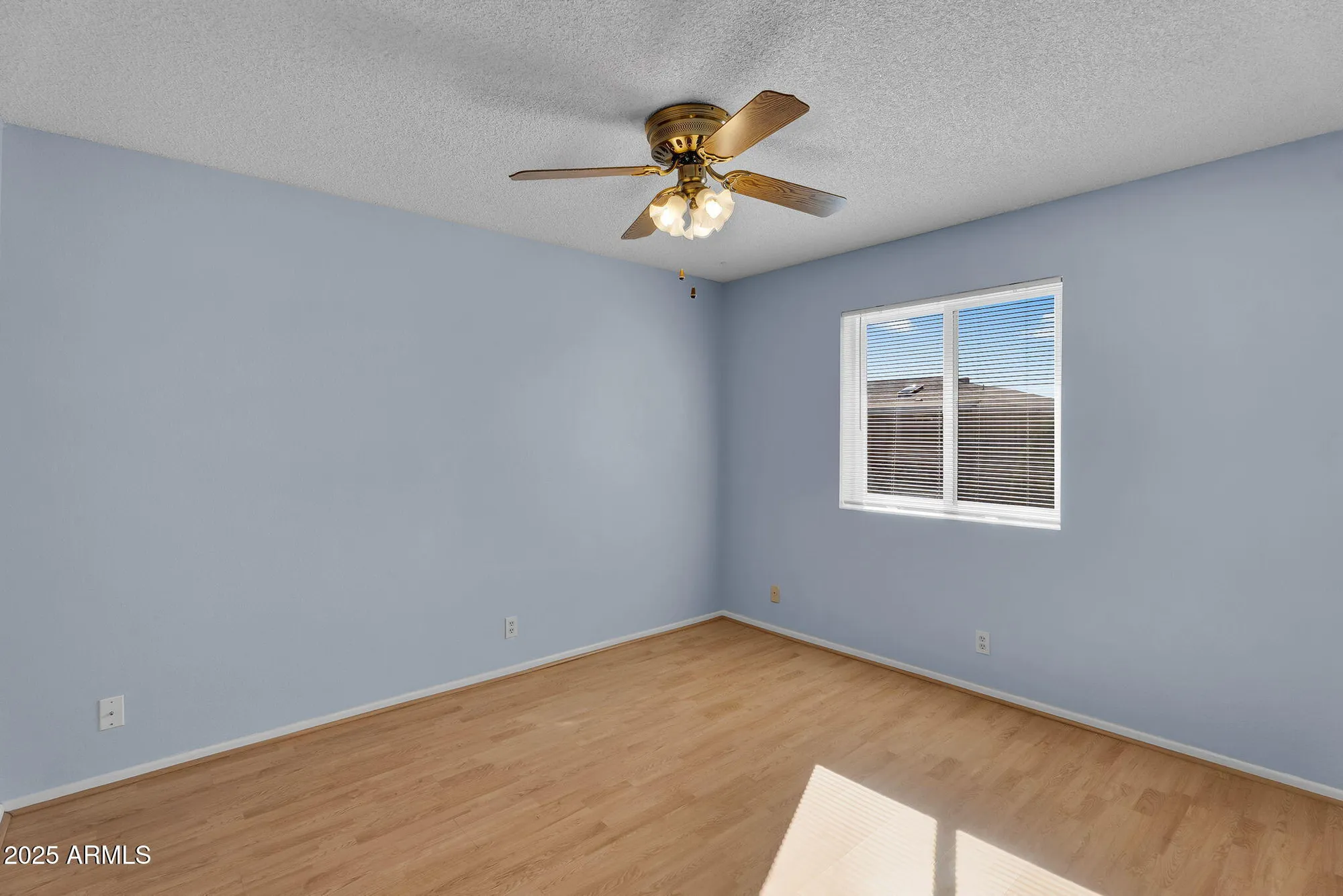 Property Slideshow image 20 of 37 | 4447 e carmel ave, Mesa, AZ, 85206