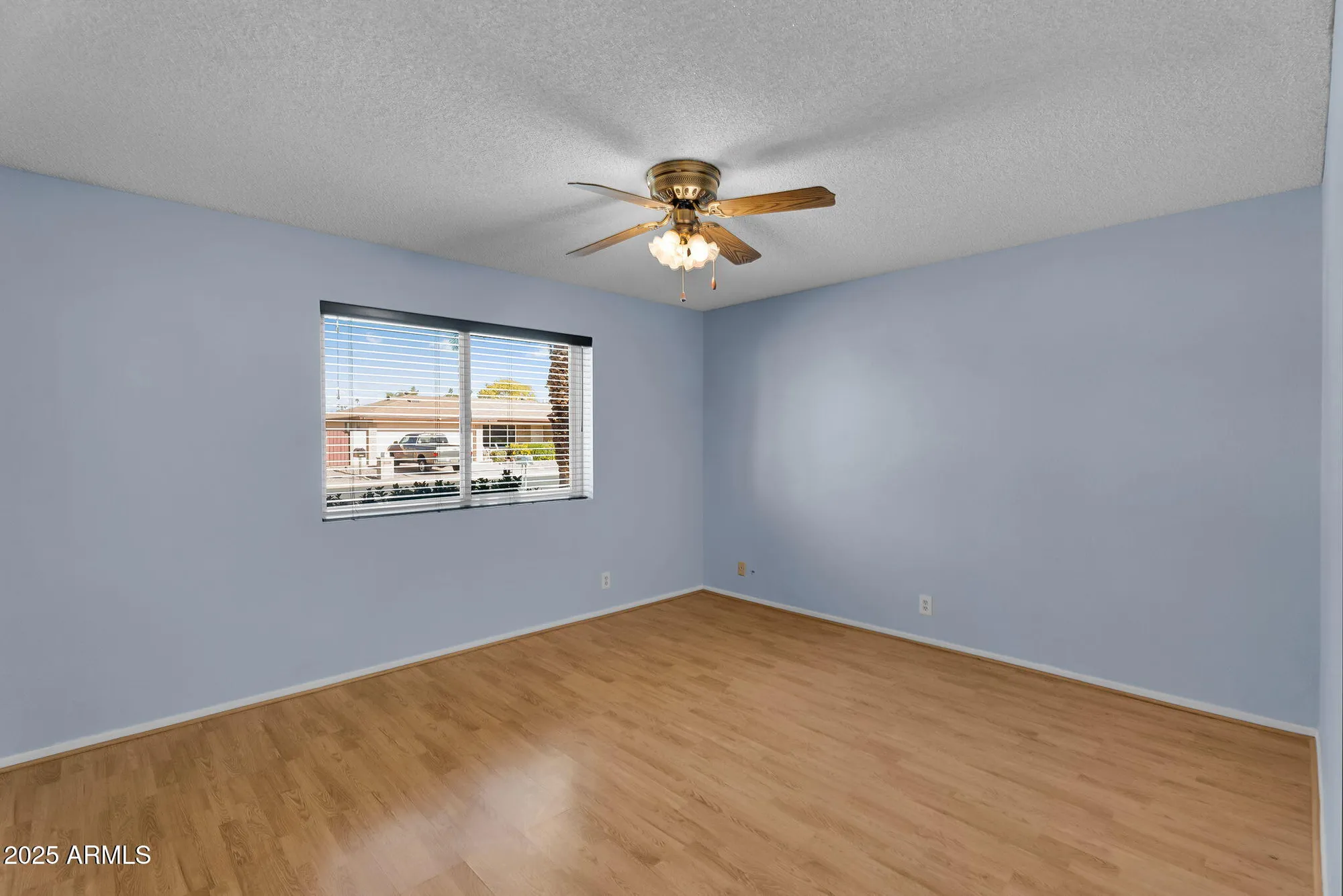 Property Slideshow image 16 of 37 | 4447 e carmel ave, Mesa, AZ, 85206