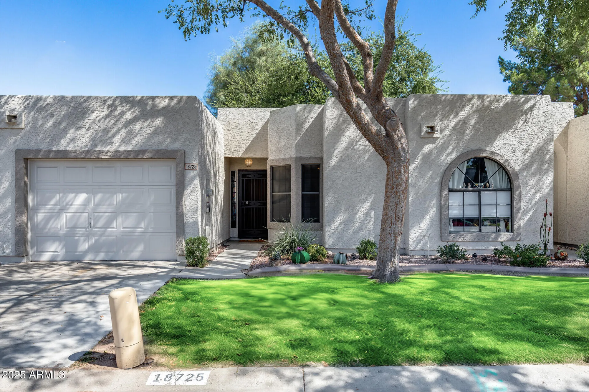 Property Slideshow image 1 of 26 | 18725 n 92nd dr, Peoria, AZ, 85382