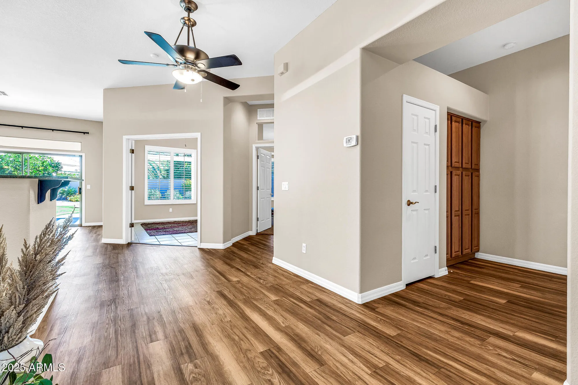 Property Slideshow image 5 of 63 | 4915 s tangerine ln, Gilbert, AZ, 85298