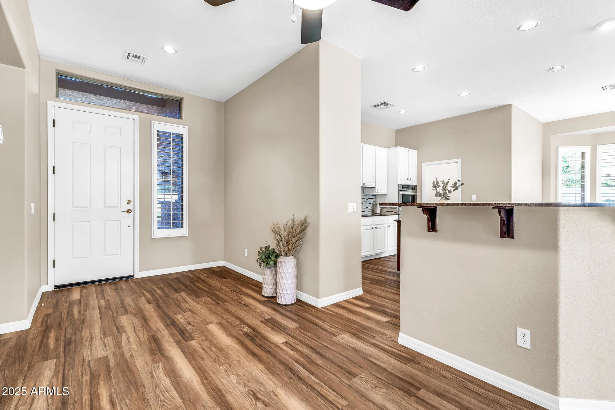 Property Slideshow image 4 of 63 | 4915 s tangerine ln, Gilbert, AZ, 85298