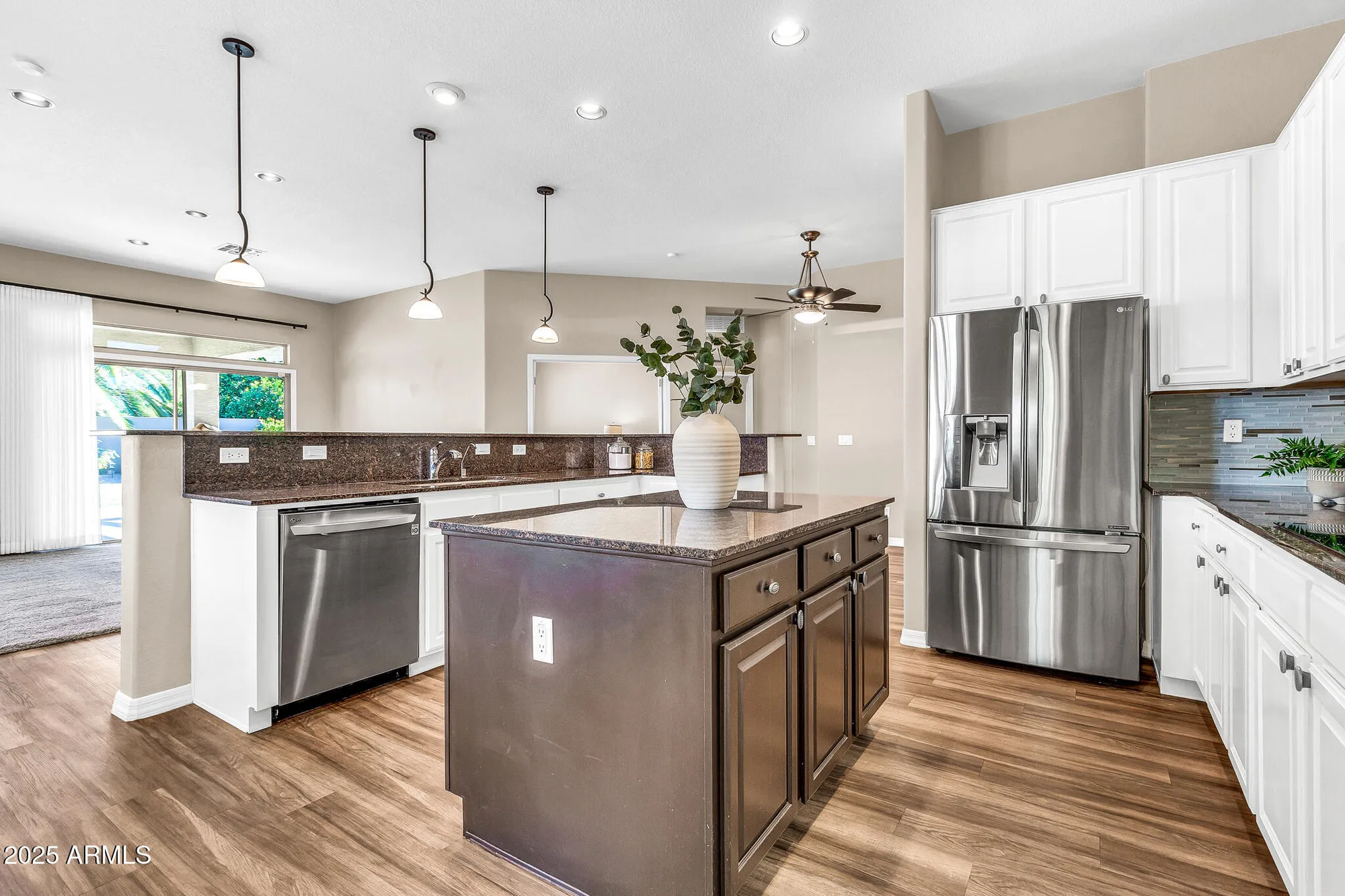 Property Slideshow image 16 of 63 | 4915 s tangerine ln, Gilbert, AZ, 85298