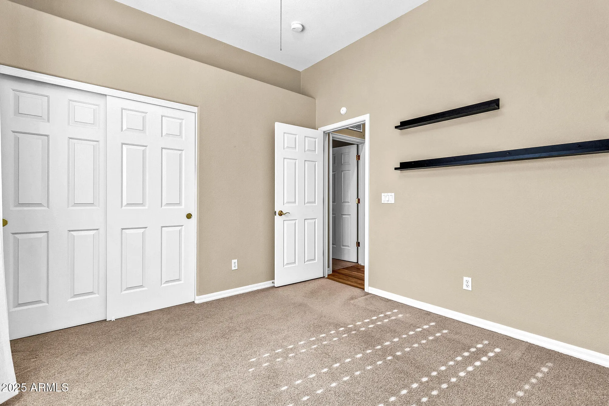 Property Slideshow image 27 of 63 | 4915 s tangerine ln, Gilbert, AZ, 85298