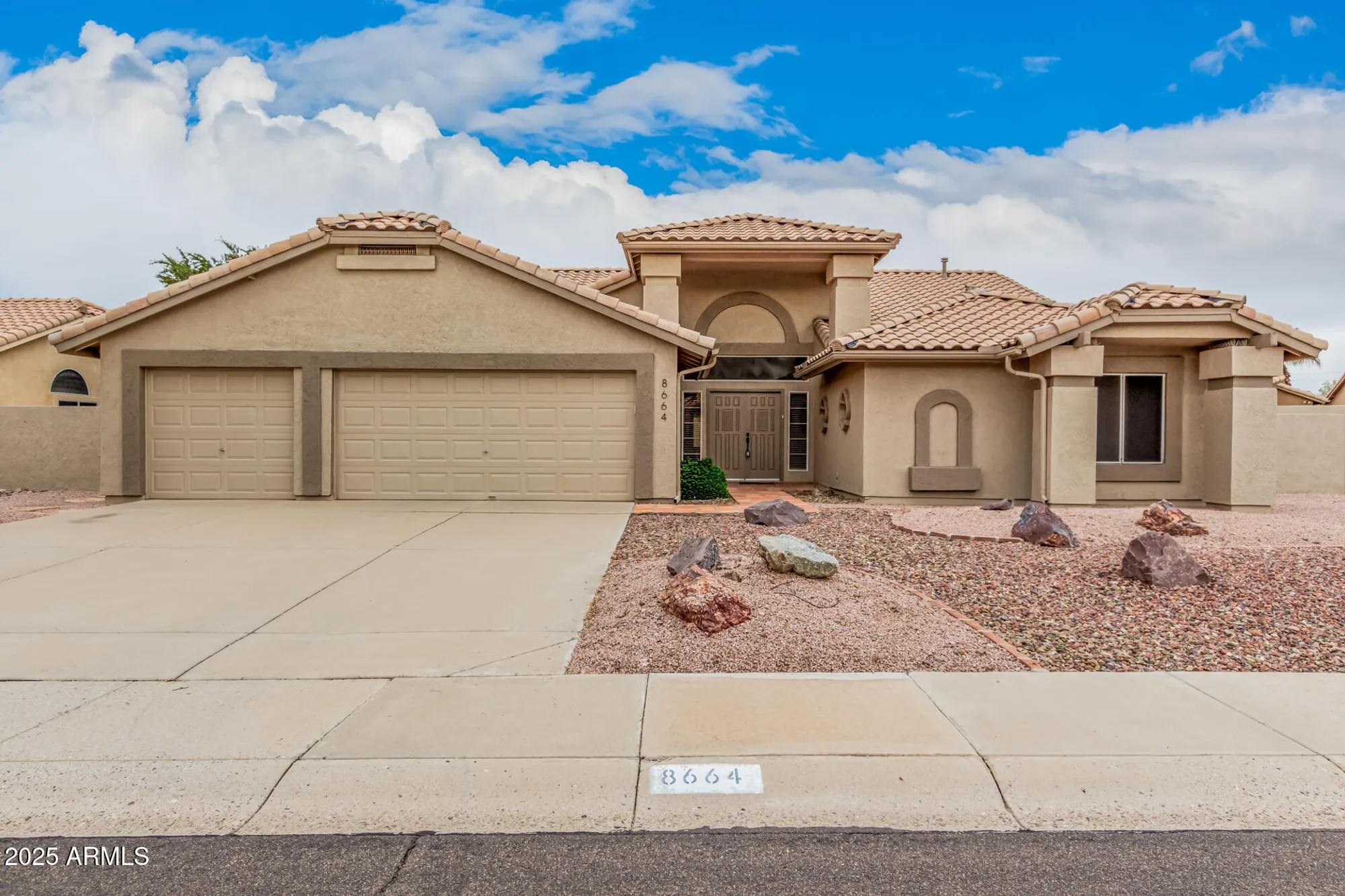 Property Slideshow image 1 of 23 | 8664 w marco polo rd, Peoria, AZ, 85382