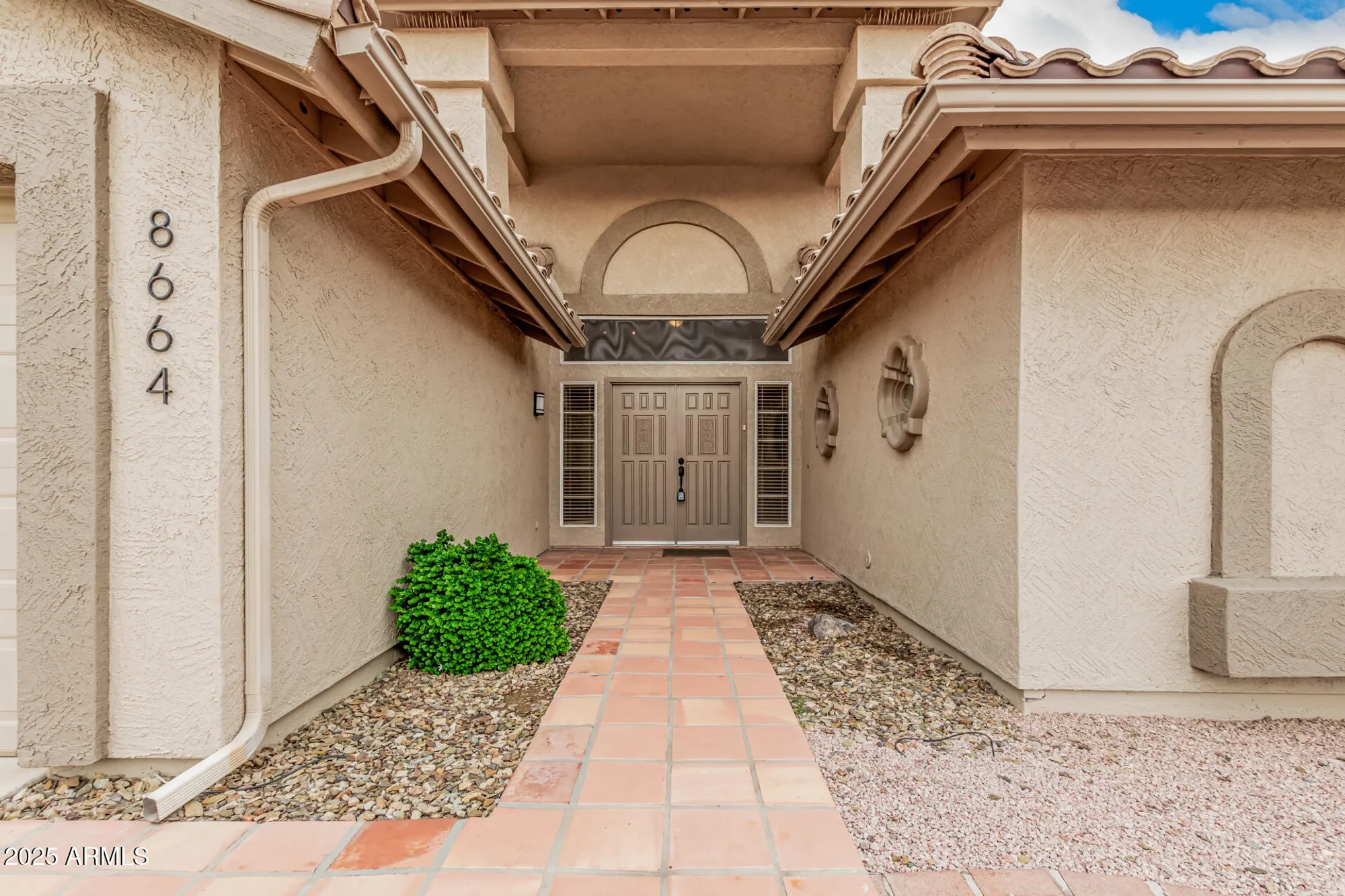 Property Slideshow image 4 of 23 | 8664 w marco polo rd, Peoria, AZ, 85382