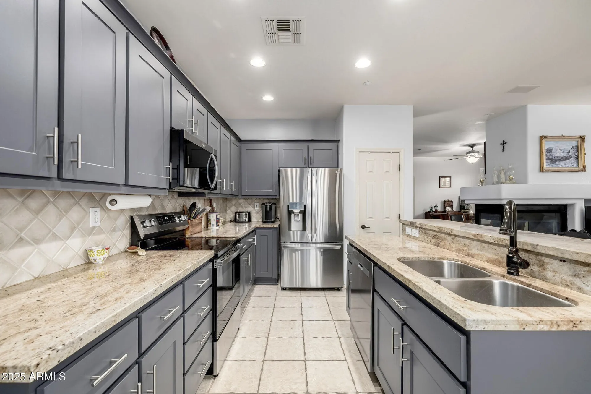 Property Slideshow image 5 of 38 | 41836 n mill creek way way, Anthem, AZ, 85086