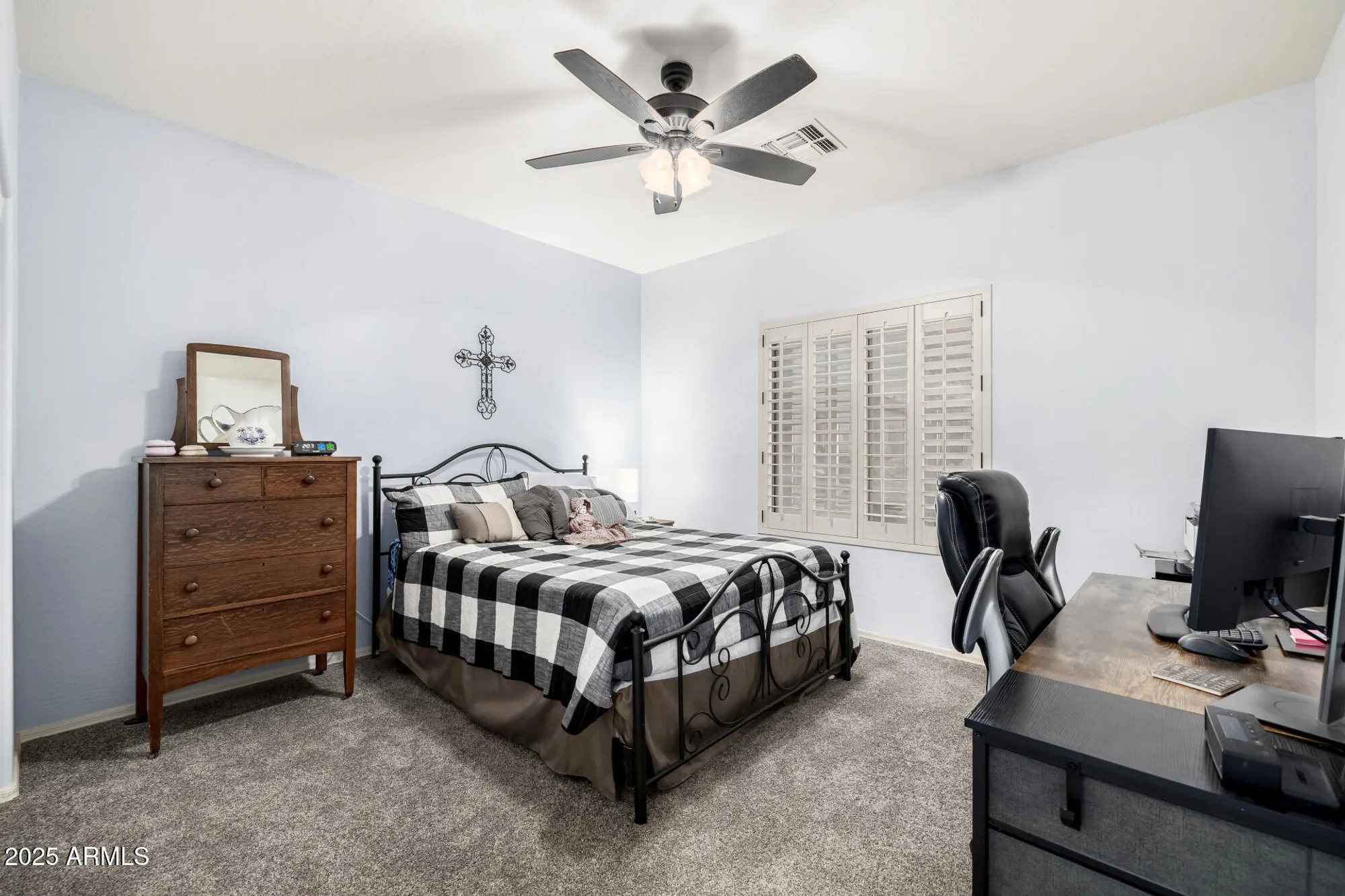 Property Slideshow image 19 of 38 | 41836 n mill creek way way, Anthem, AZ, 85086