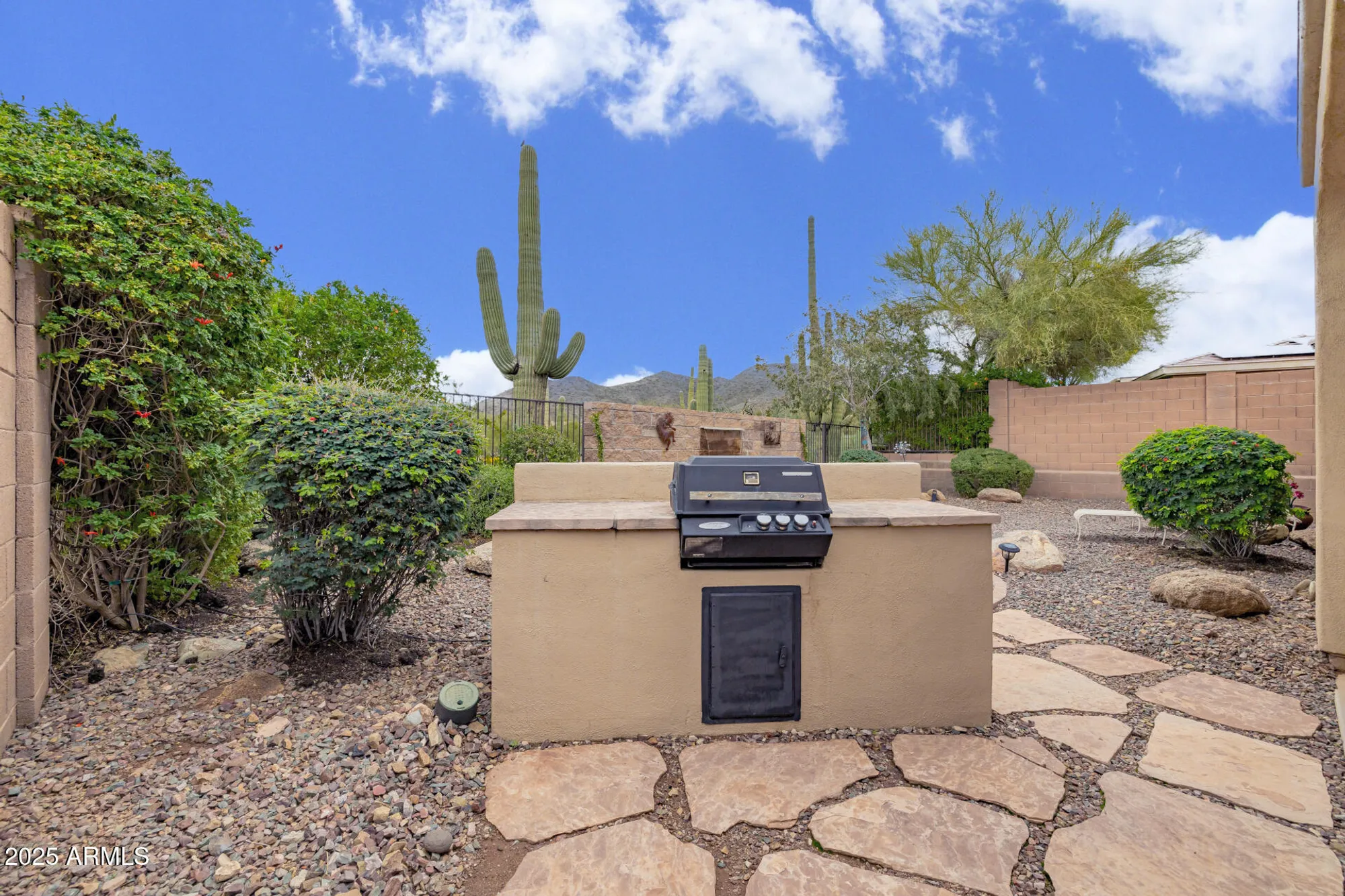 Property Slideshow image 26 of 38 | 41836 n mill creek way way, Anthem, AZ, 85086