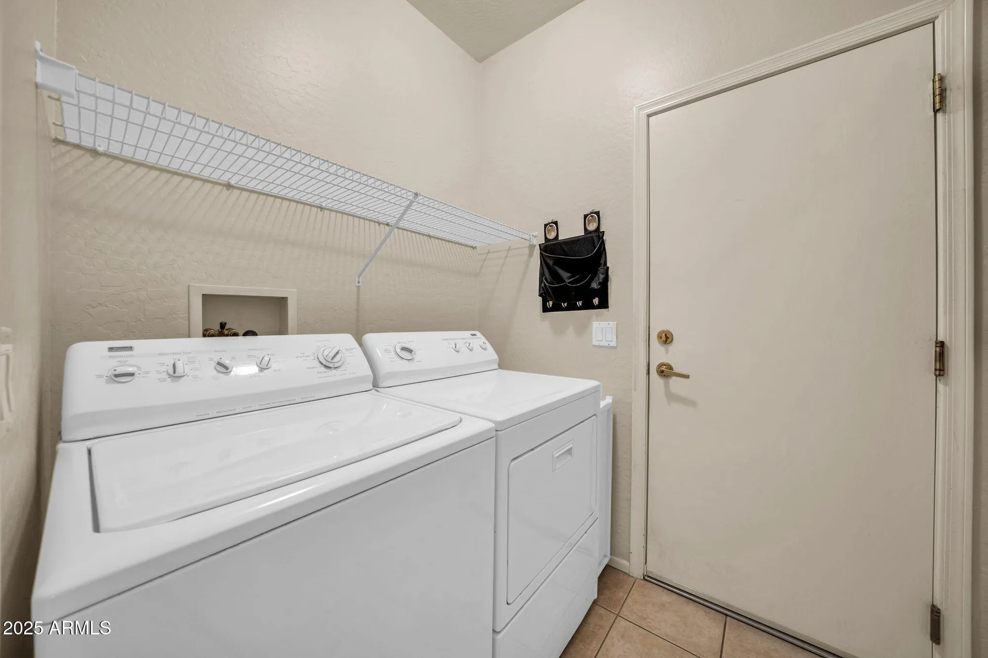 Property Slideshow image 27 of 37 | 17556 w calistoga dr, Surprise, AZ, 85387