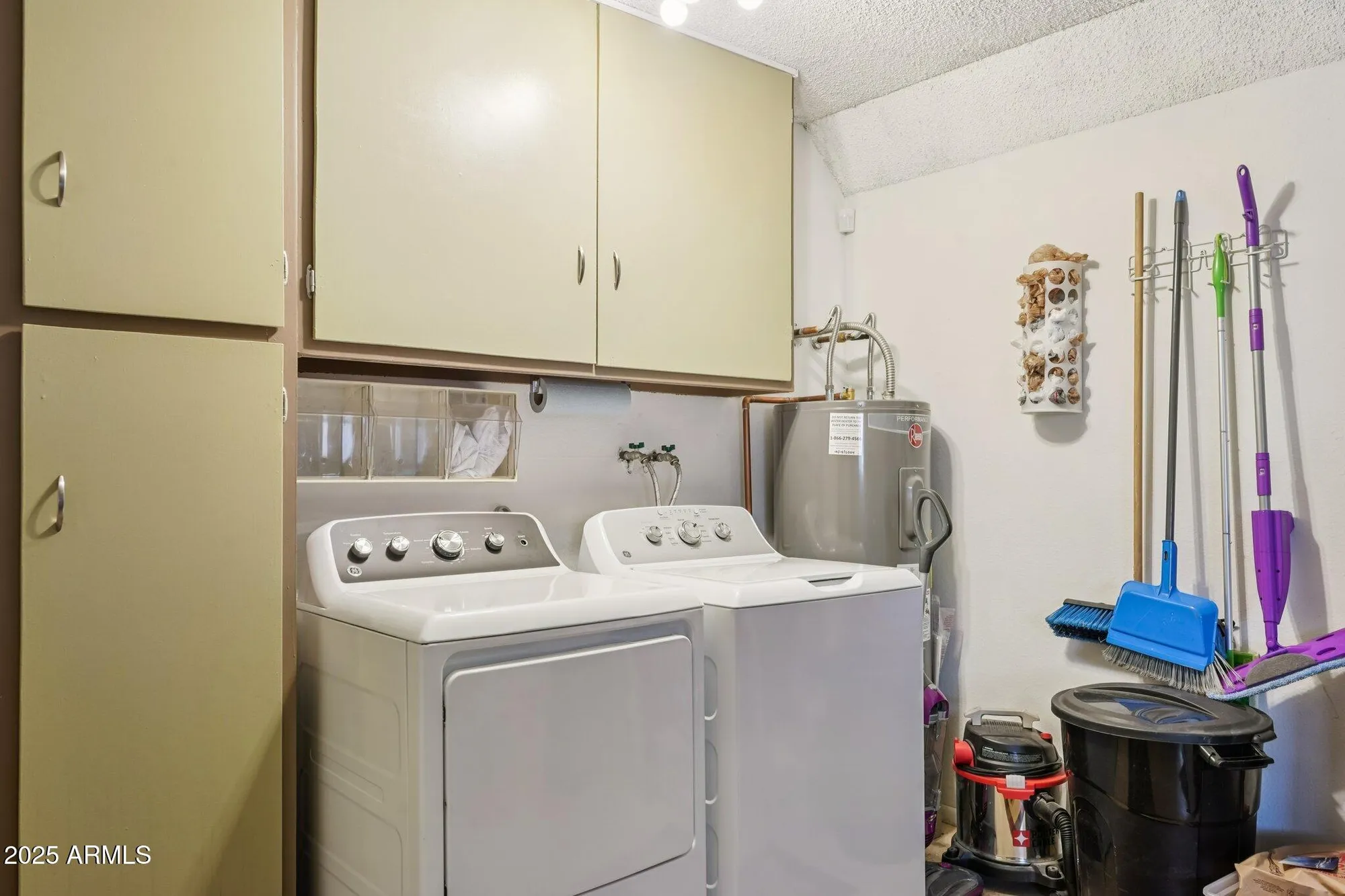 Property Slideshow image 28 of 39 | 13079 n 100th dr, Sun City, AZ, 85351