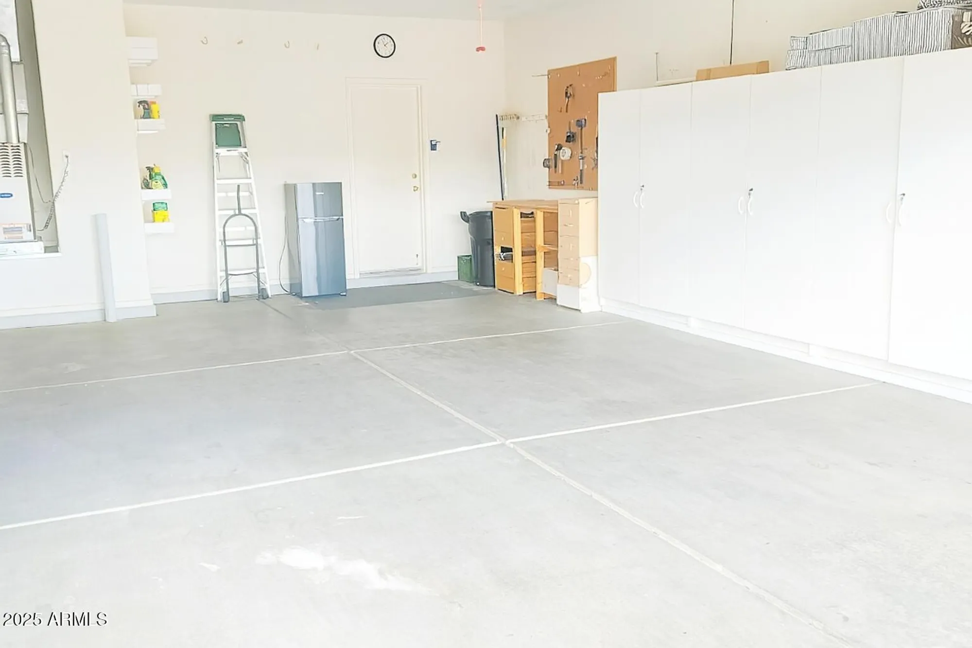 Property Slideshow image 29 of 37 | 17556 w calistoga dr, Surprise, AZ, 85387