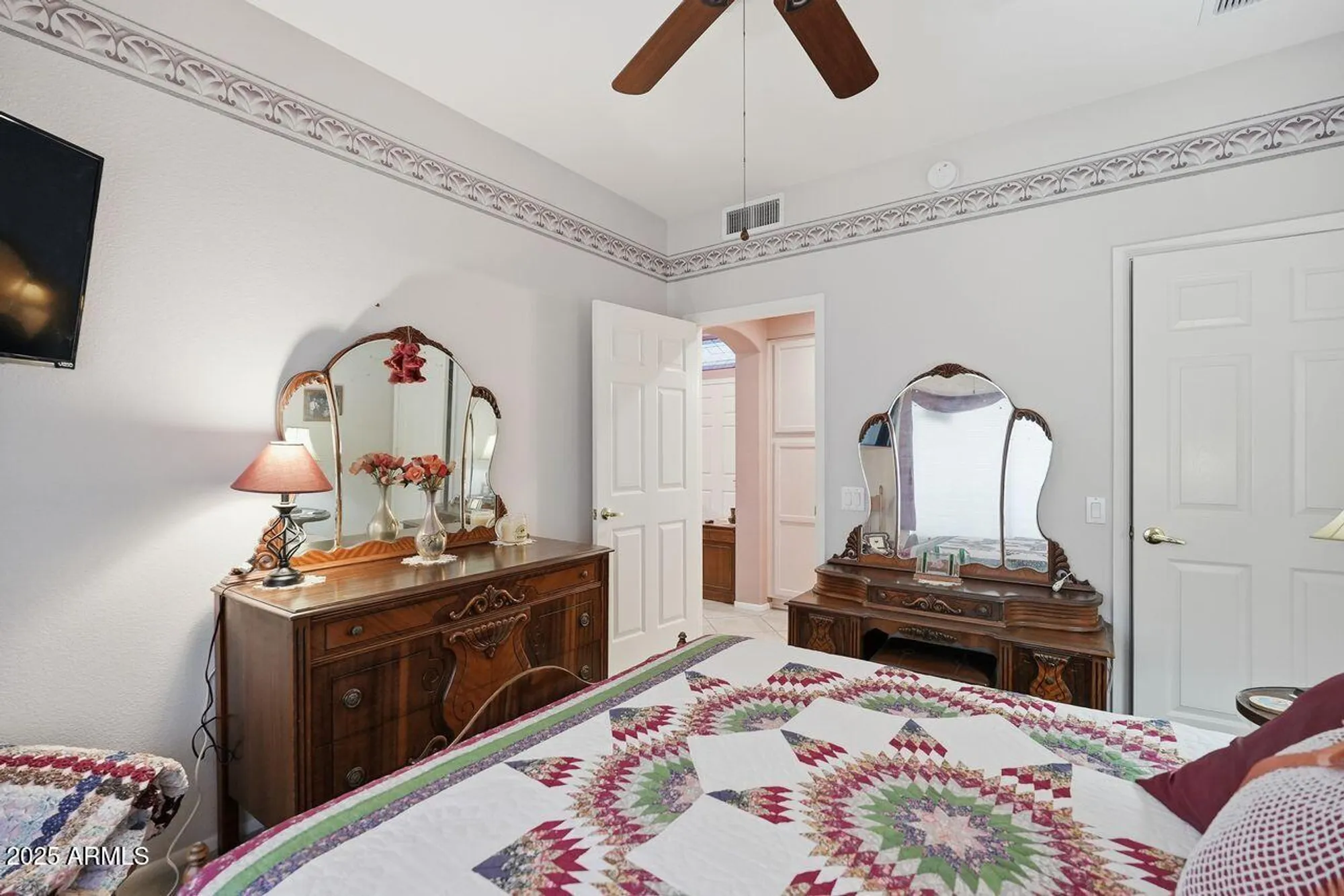 Property Slideshow image 25 of 38 | 22909 n cherokee ln, Sun City West, AZ, 85375