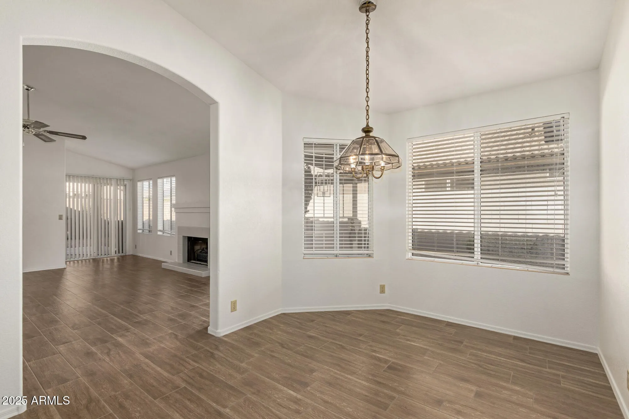 Property Slideshow image 12 of 38 | 10648 w runion dr, Peoria, AZ, 85382
