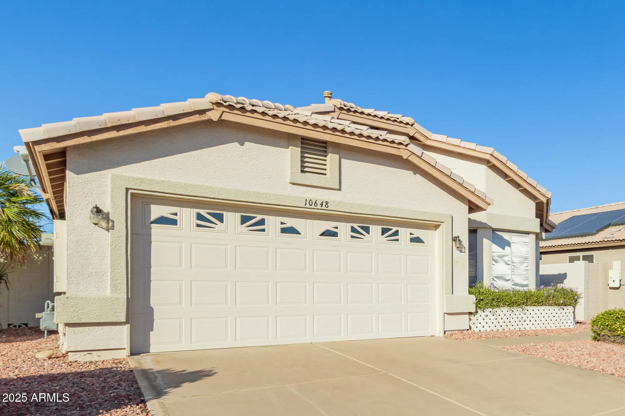 Property Slideshow image 2 of 38 | 10648 w runion dr, Peoria, AZ, 85382