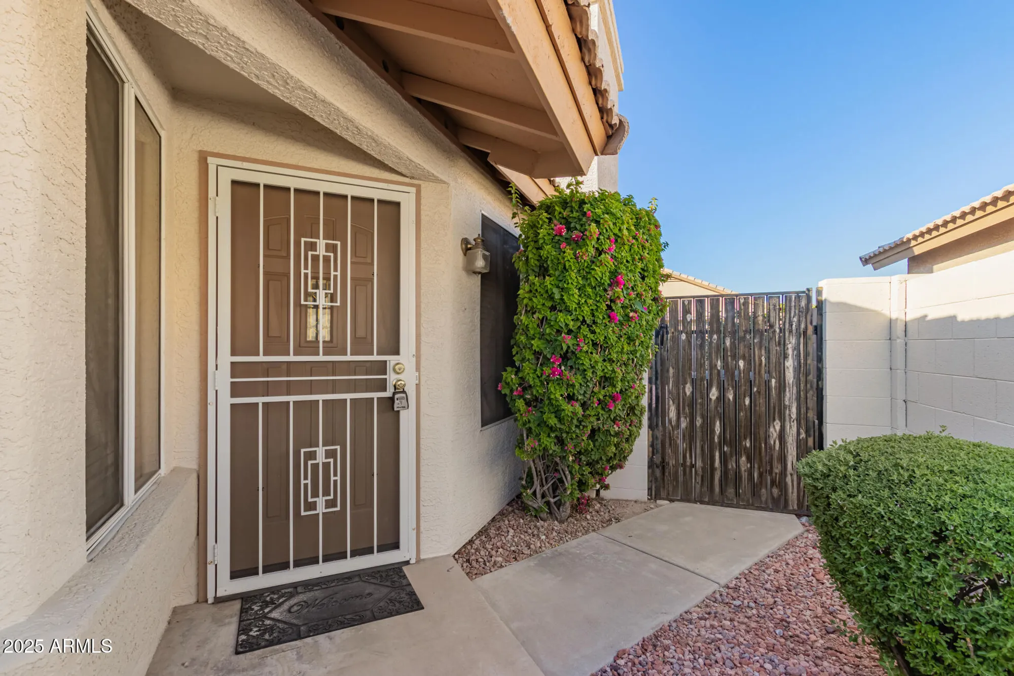 Property Slideshow image 5 of 38 | 10648 w runion dr, Peoria, AZ, 85382